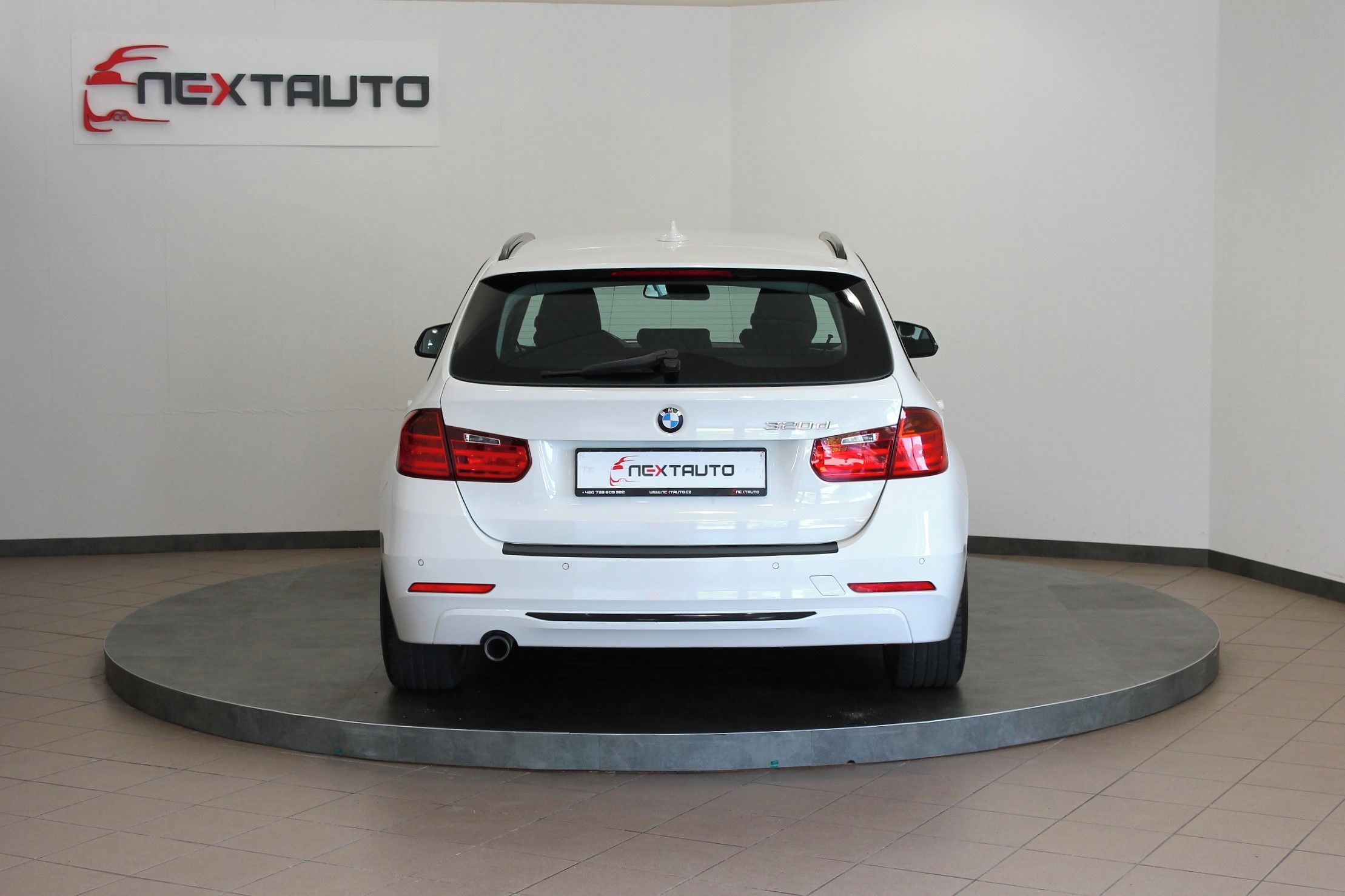 BMW Řada 3, 320d 135kW AUTOMAT, SPORT - fotka 4