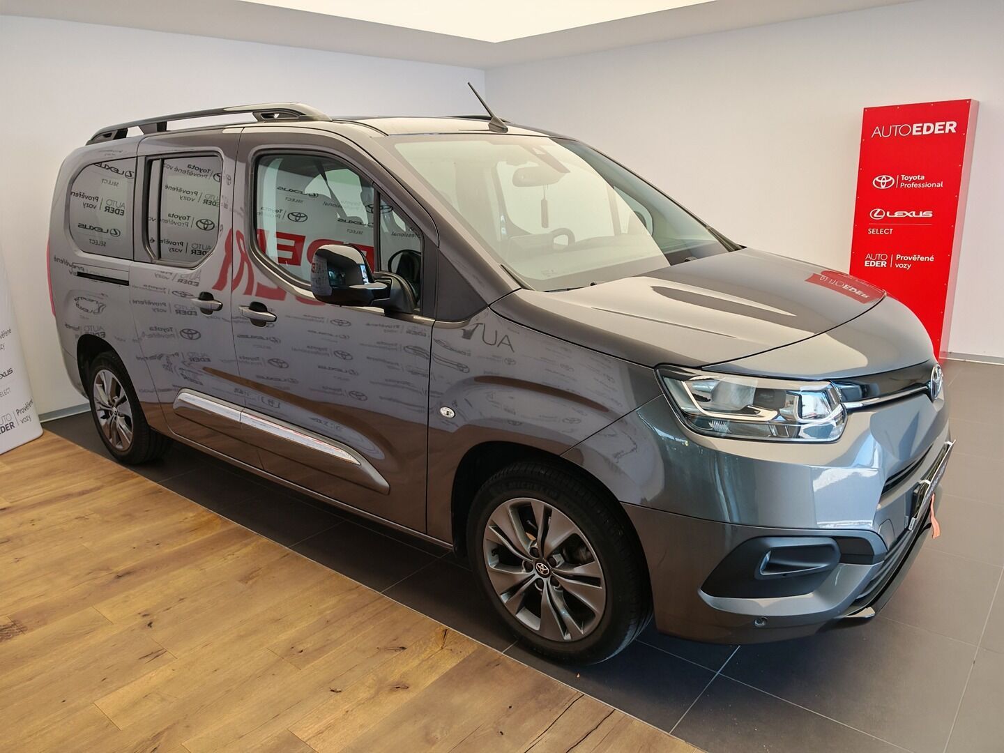 Toyota Proace City, 1.2T 110k  Family - fotka 3