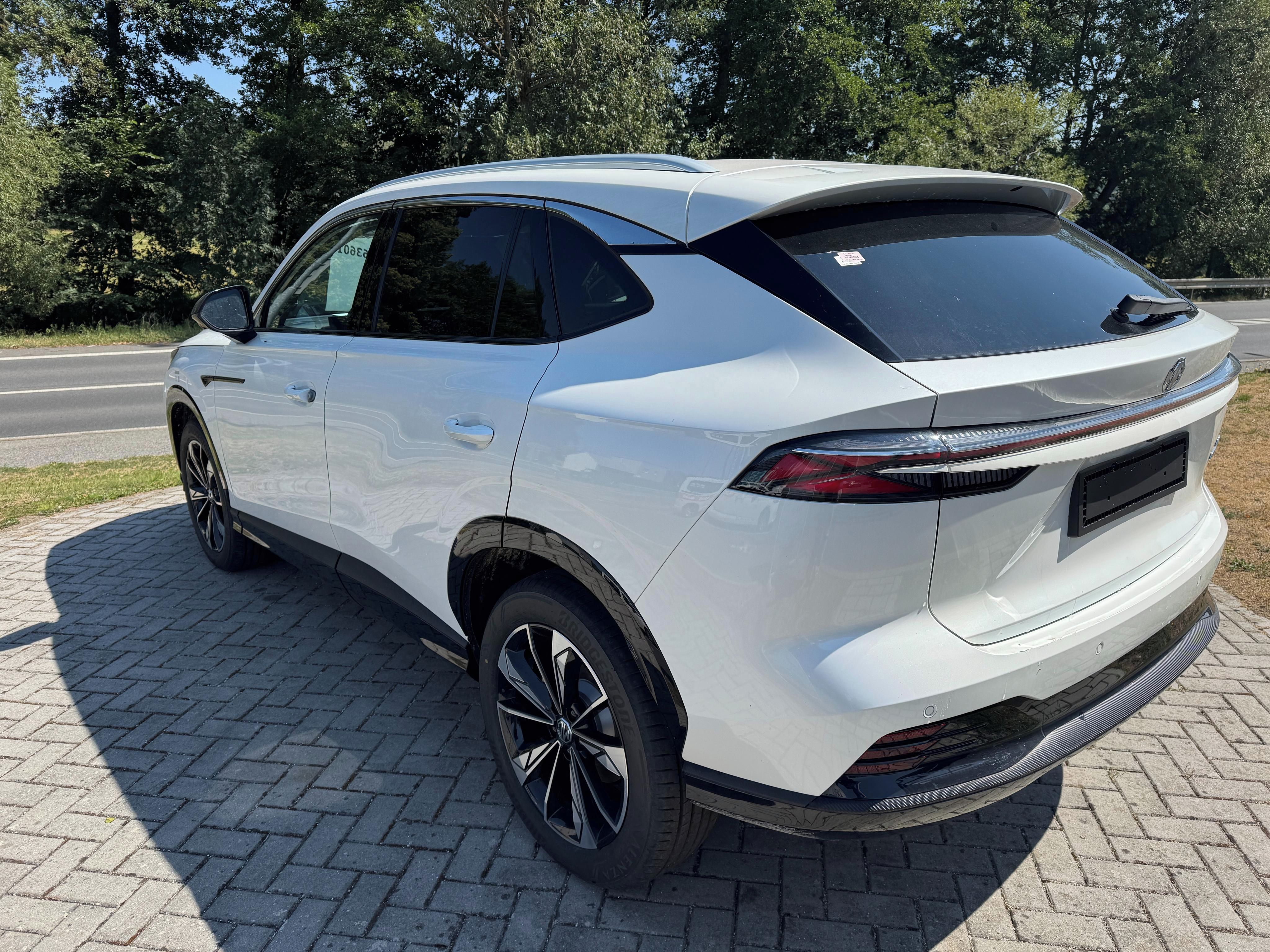MG HS, 1.5 HYBRID+ LUXURY - fotka 6