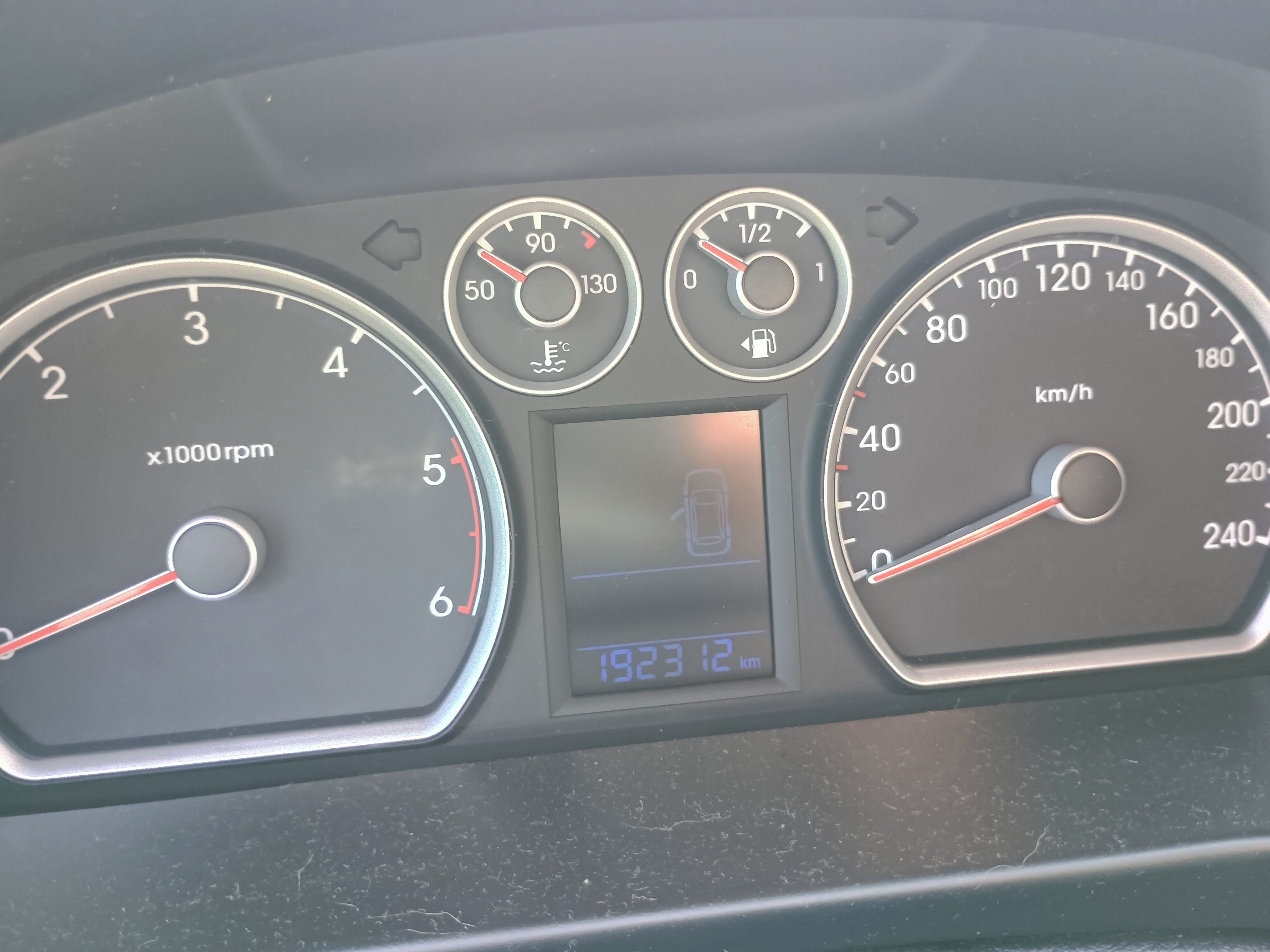Hyundai i30, 1.6 66kw rv.2010 - fotka 6