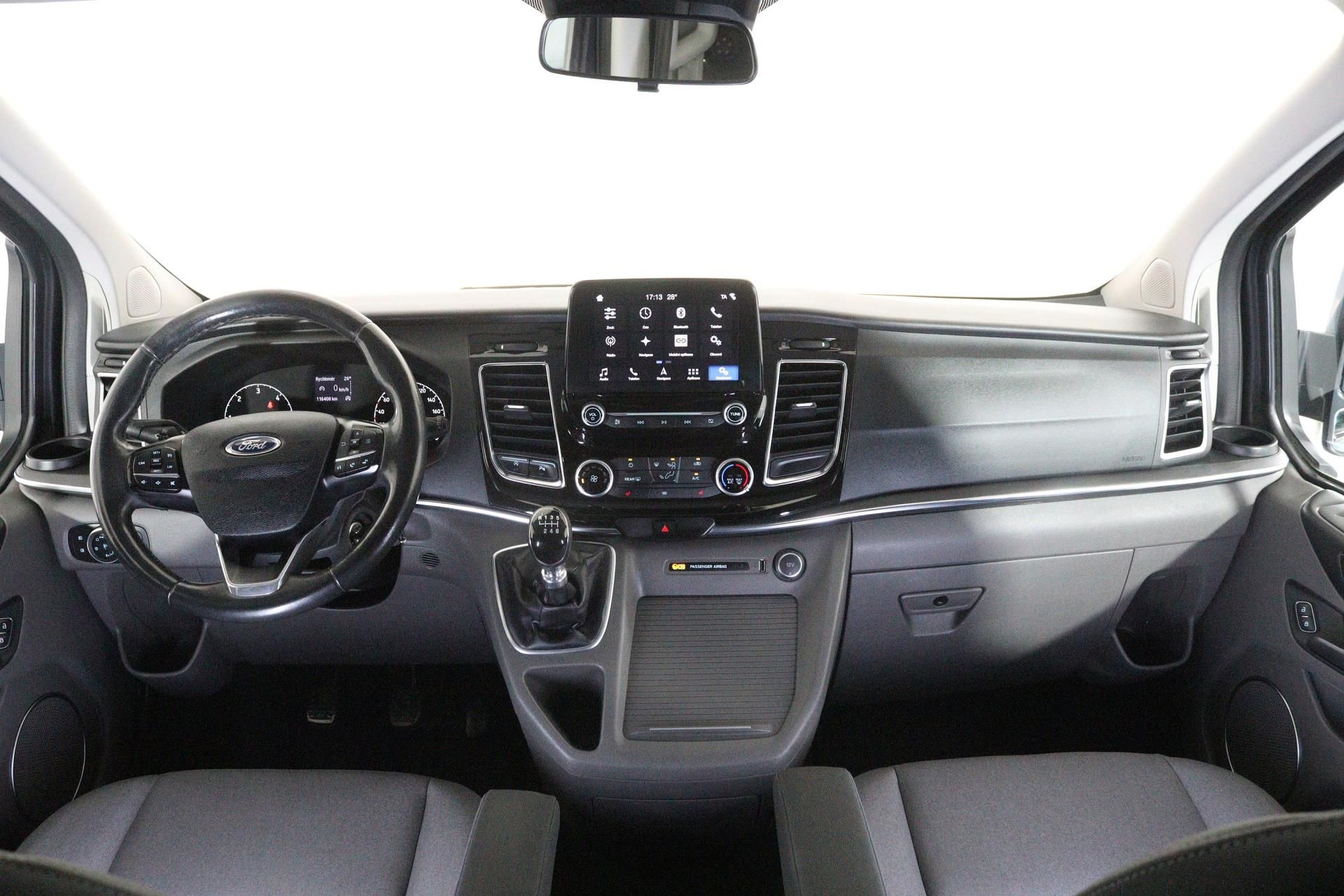 Ford Tourneo Custom, 2,0 TDCi 96 kW-8 MÍST/ TAŽNÉ Z - fotka 5