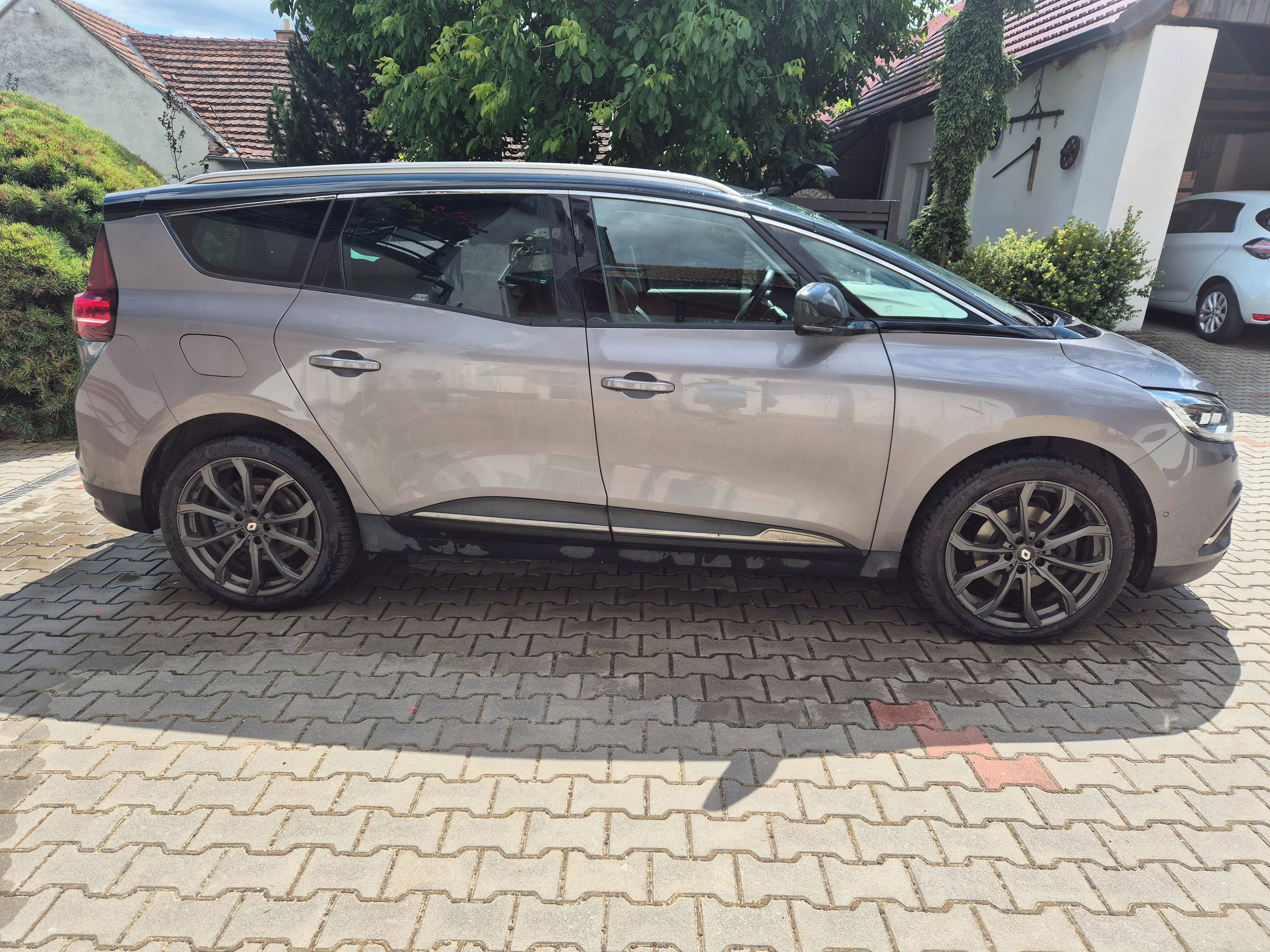 Renault Grand Scénic, 1,3 TCe 160PS Initiale Paris - fotka 4
