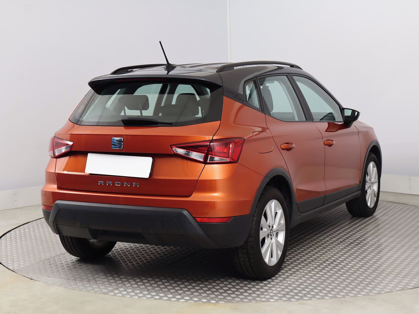 Seat Arona, 1.0 TSI, Automat, Navi - fotka 5