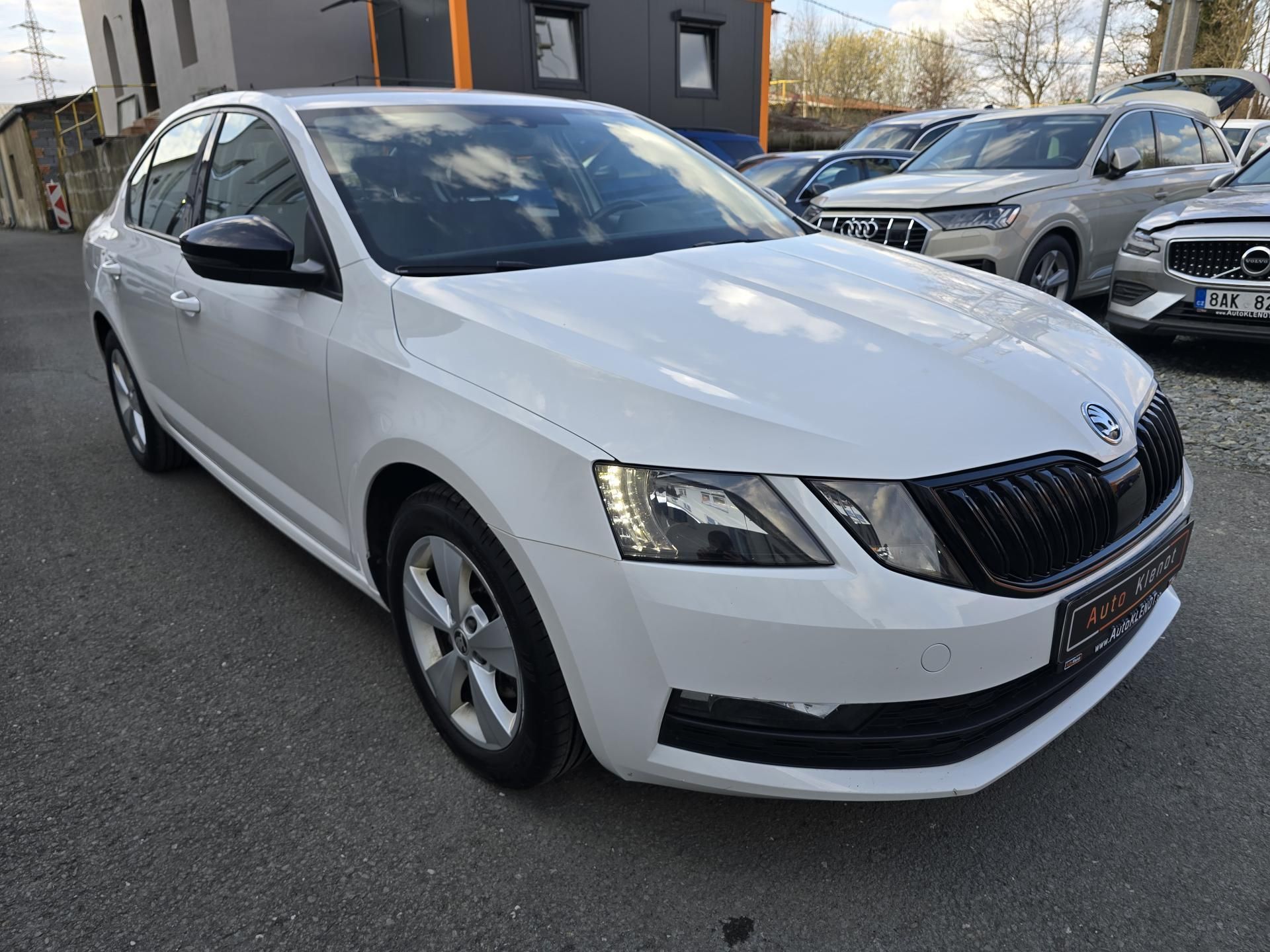 Škoda Octavia, 1,5TSI 110kW 1.Maj. ČR -DPH - fotka 2