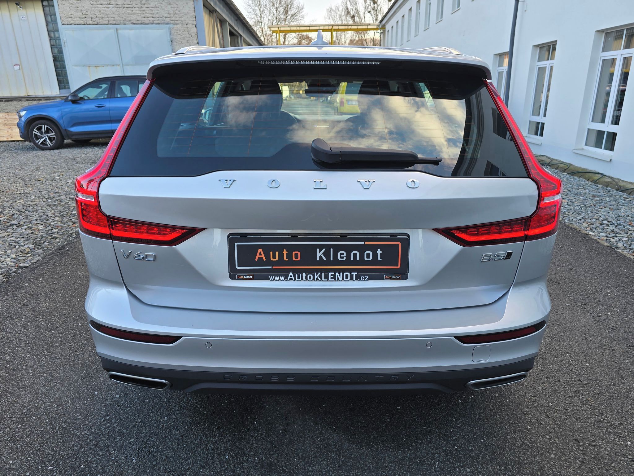 Volvo V60, 2,0 184kW B5 4x4 CROSS COUNTRY - fotka 6