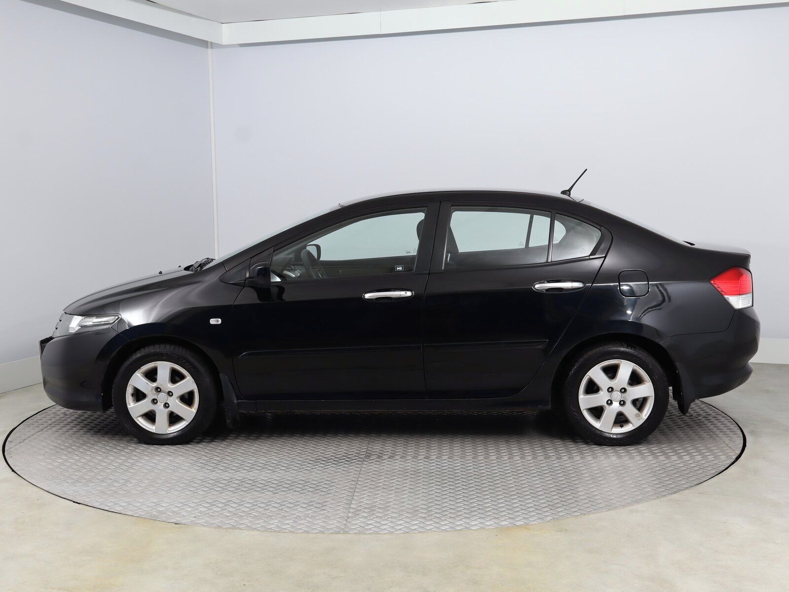 Honda City, 1.4 i-VTEC, Serv.kniha, po STK - fotka 3