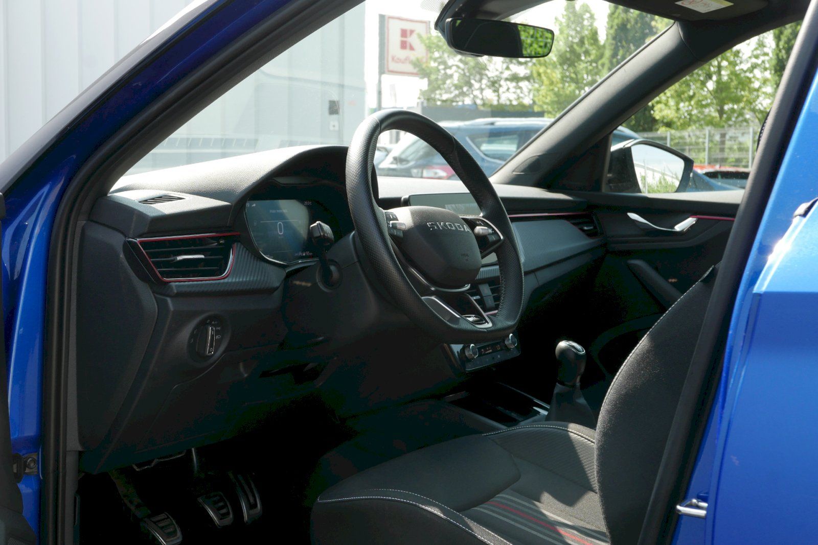 Škoda Kamiq, 1.0 TSI 85 kW M6° Monte Carlo - fotka 6