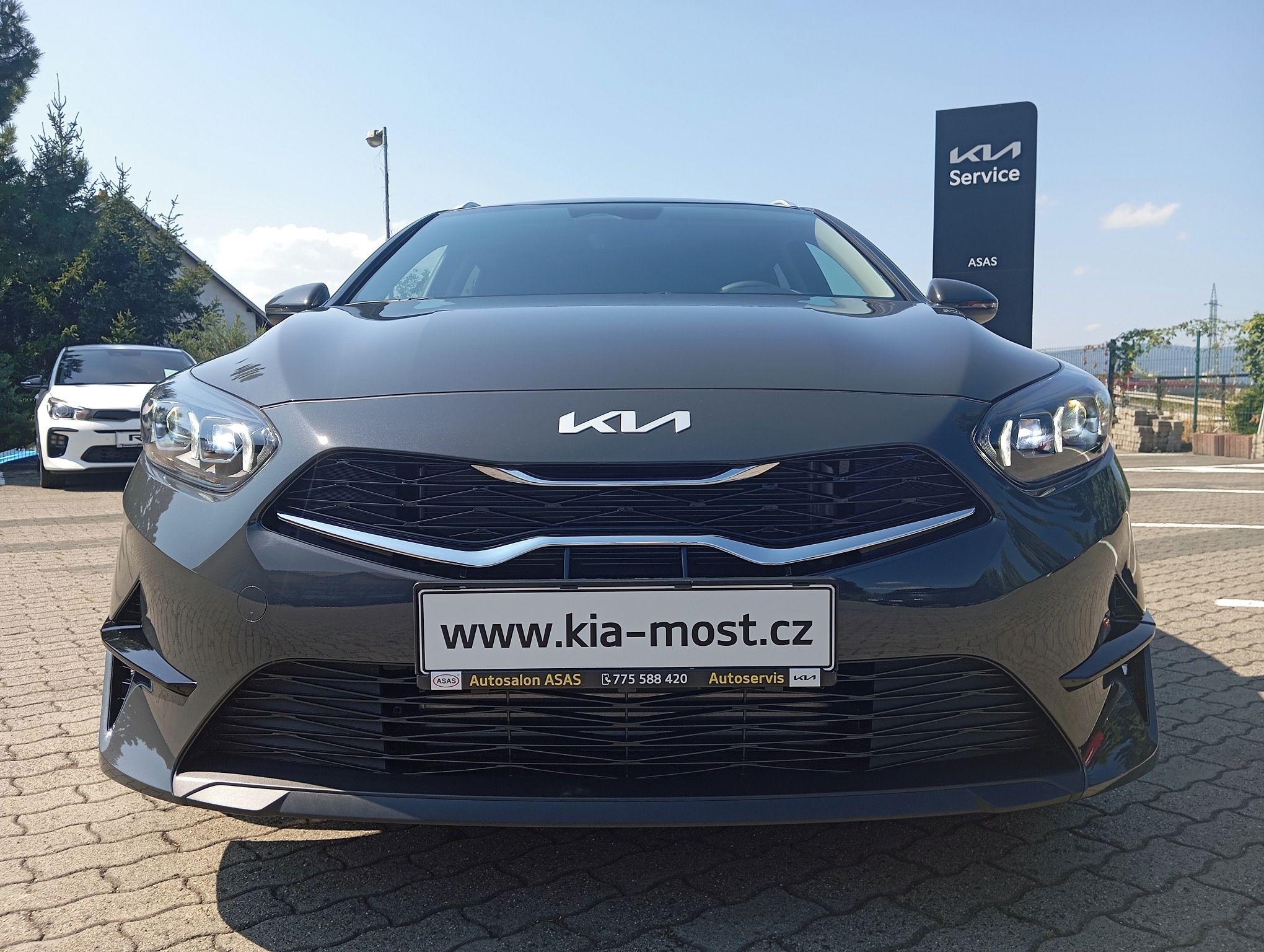 Kia Cee´d SW, 1.5 T-GDi 7DCT TOP - fotka 3