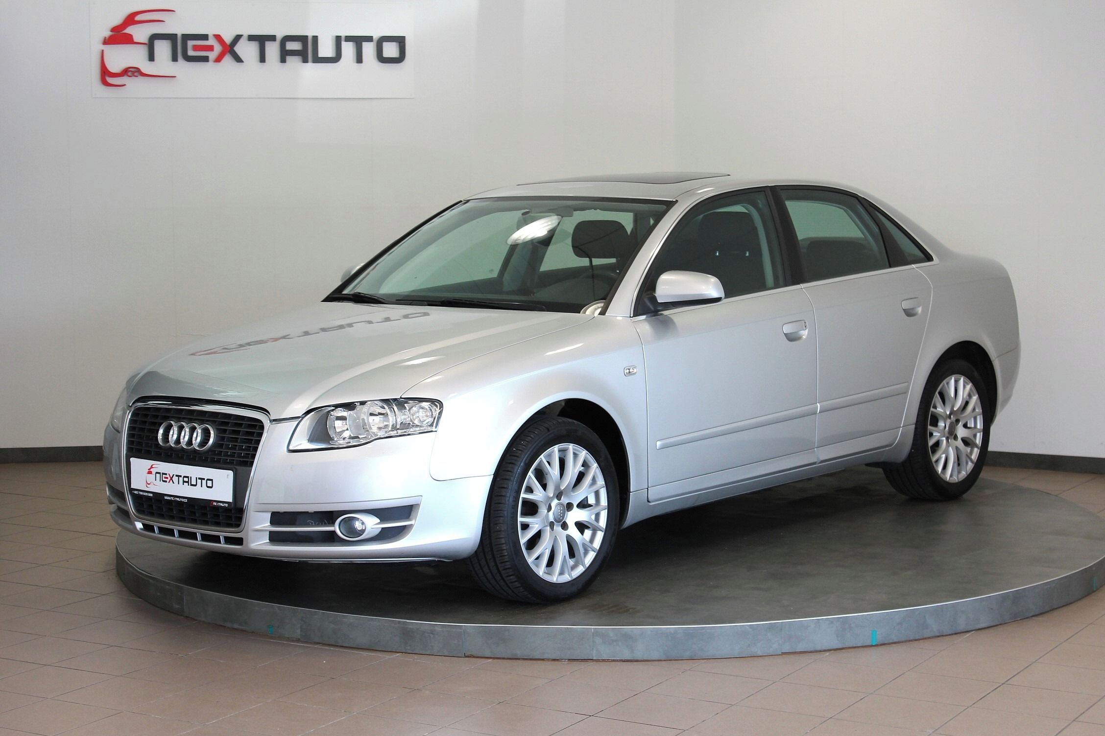 Audi A4, 1.8 TFSI 120kW AUTOMAT S.KNIHA