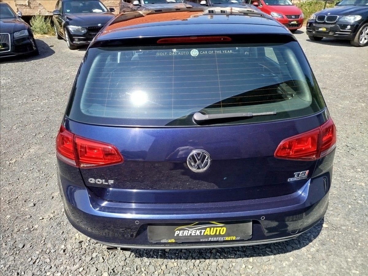 Volkswagen Golf, 1,4 TSi 90kW,PRAVIDELNÝ SERVIS - fotka 5