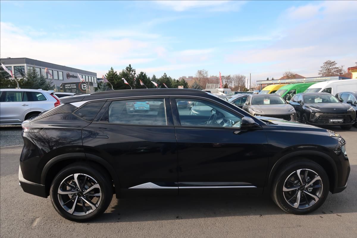Dongfeng Mage, 1,5 T 145 kW E2 DCT7 - fotka 5