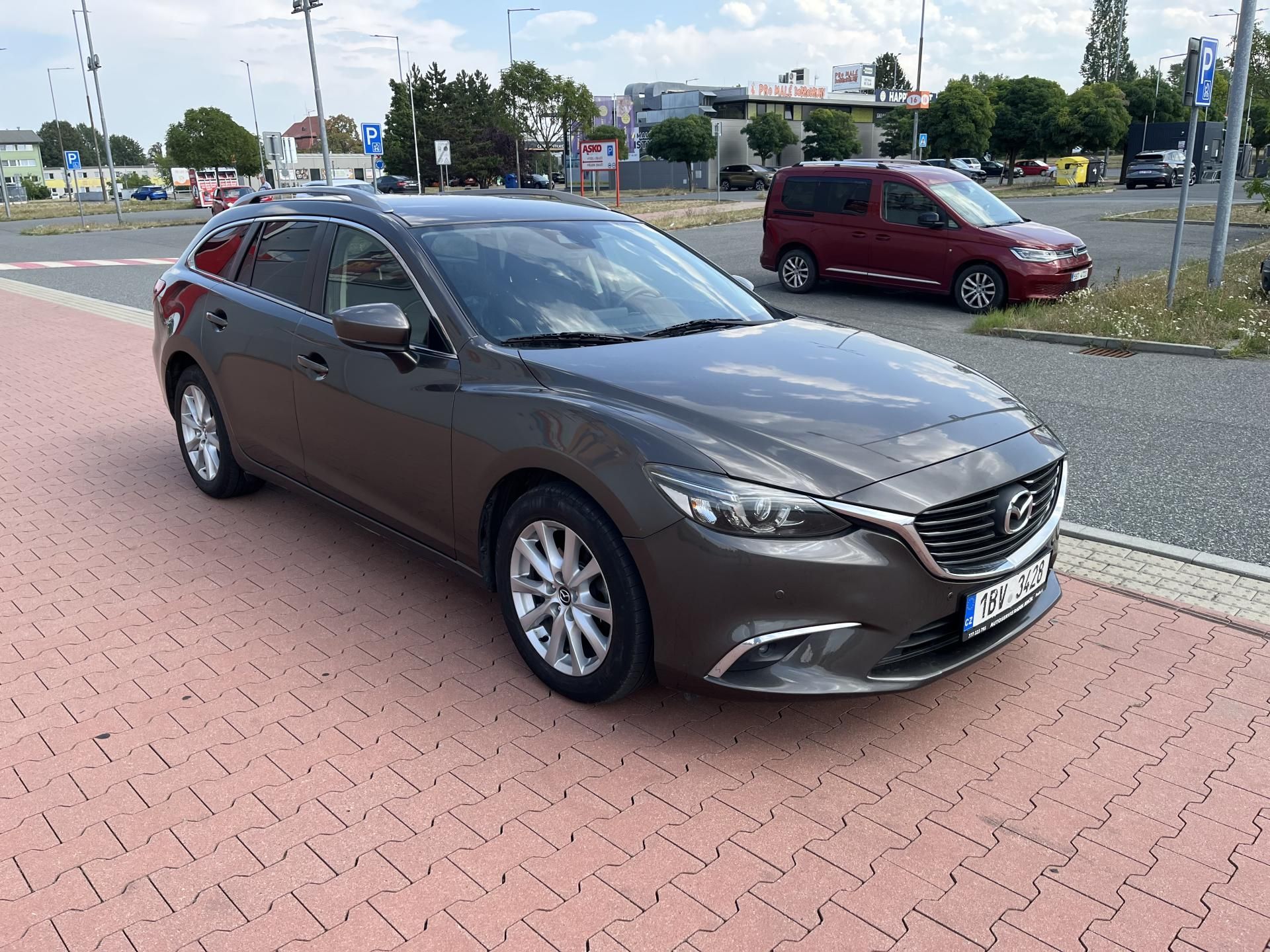 Mazda 6, 2.2 D 110 kW ČR - fotka 4