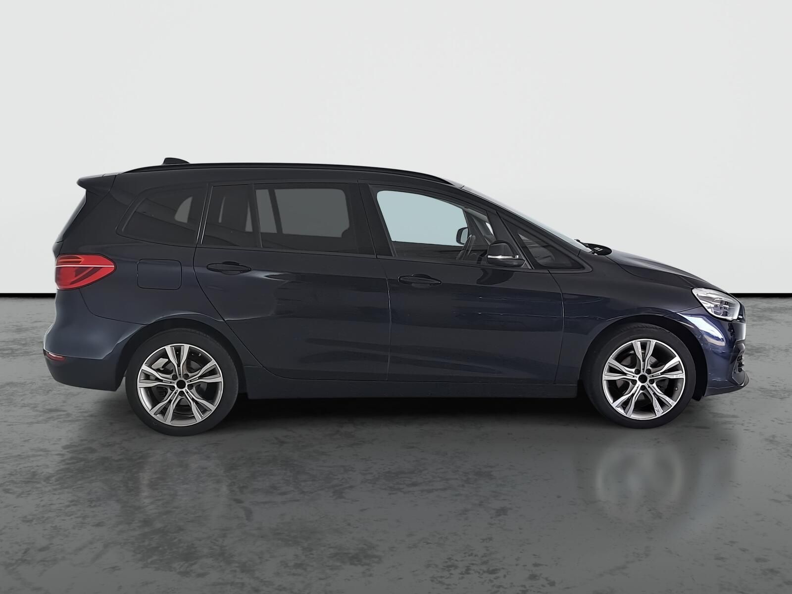 BMW Řada 2, 216i Gran Tourer, 7 míst - fotka 6