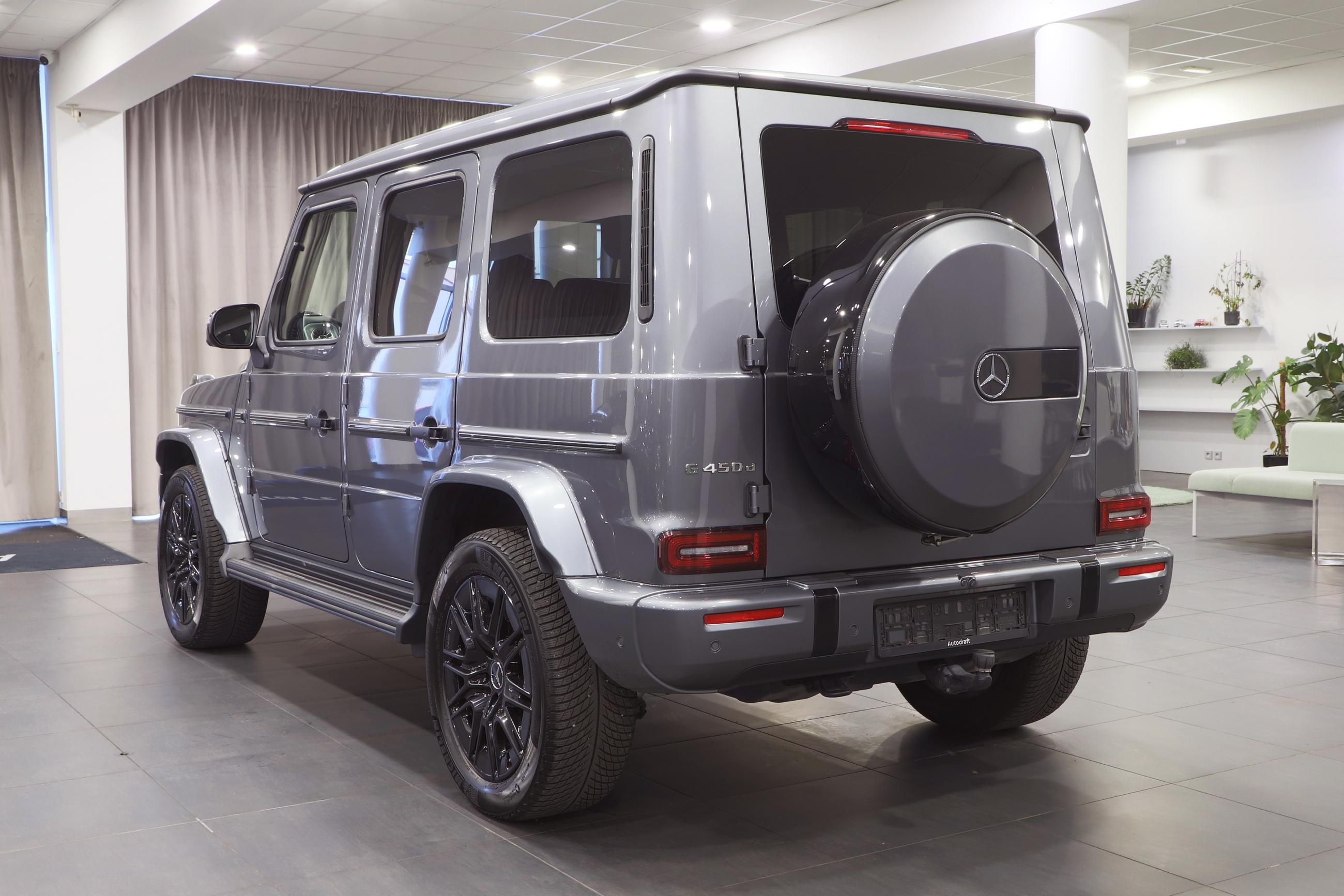 Mercedes-Benz Třídy G, Mercedes-Benz G 450 270 kW AMG - fotka 4