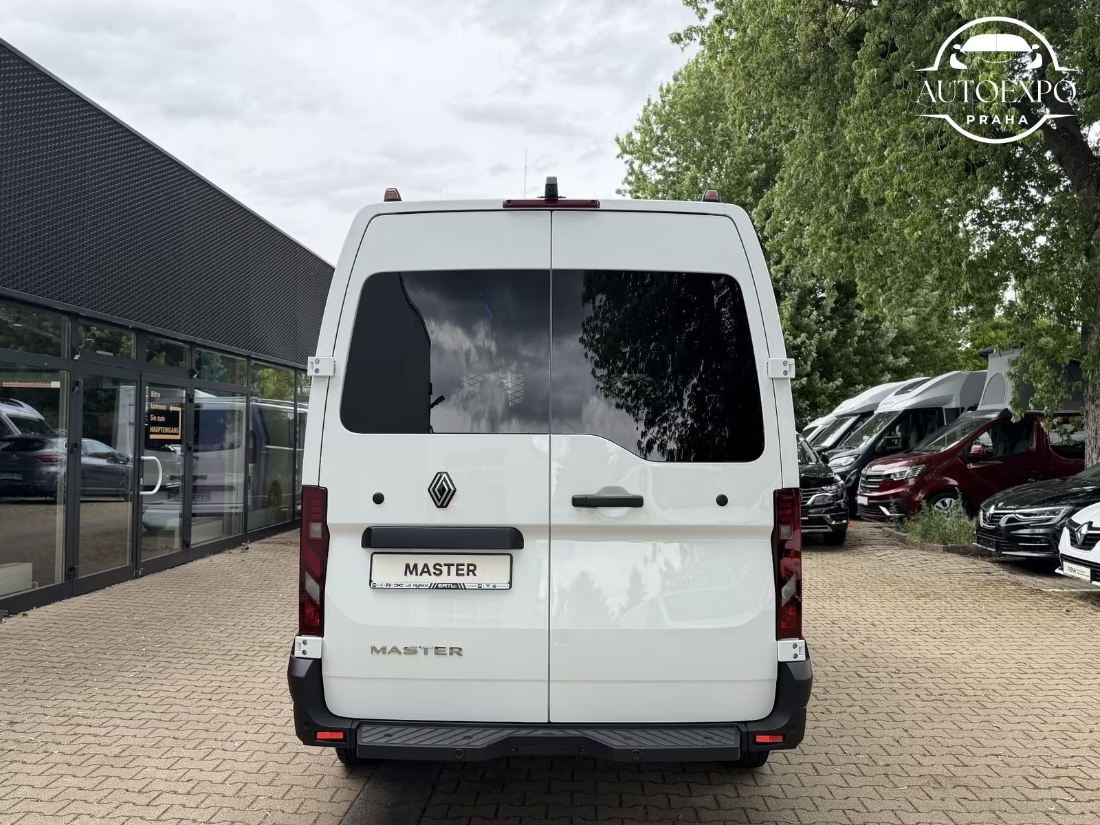 Renault Master, BUS 9 míst*3,3t dCi*rampa* - fotka 4