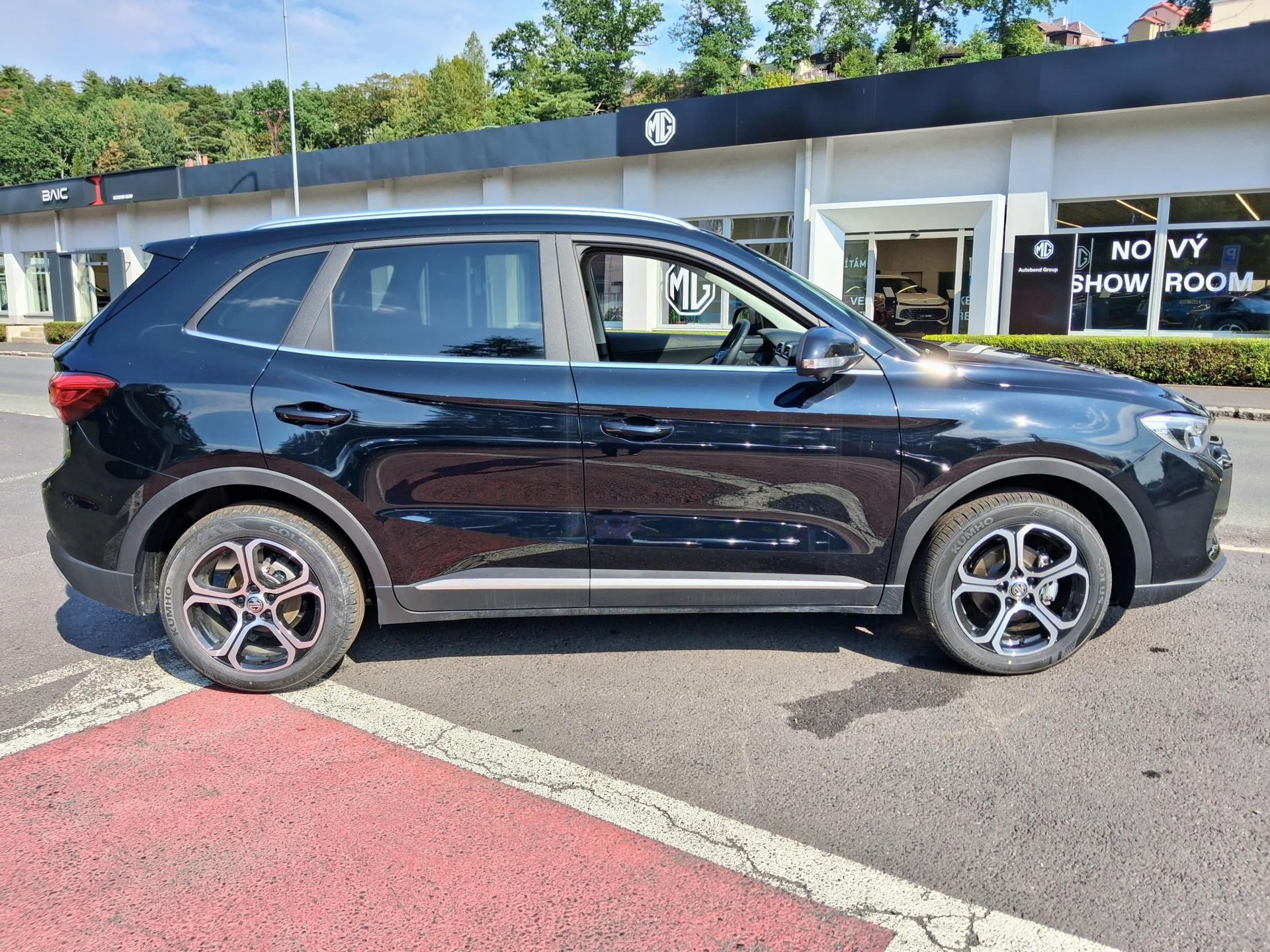 MG ZS, ELEGANCE 1.5 85kW 4×2 5MT - fotka 4