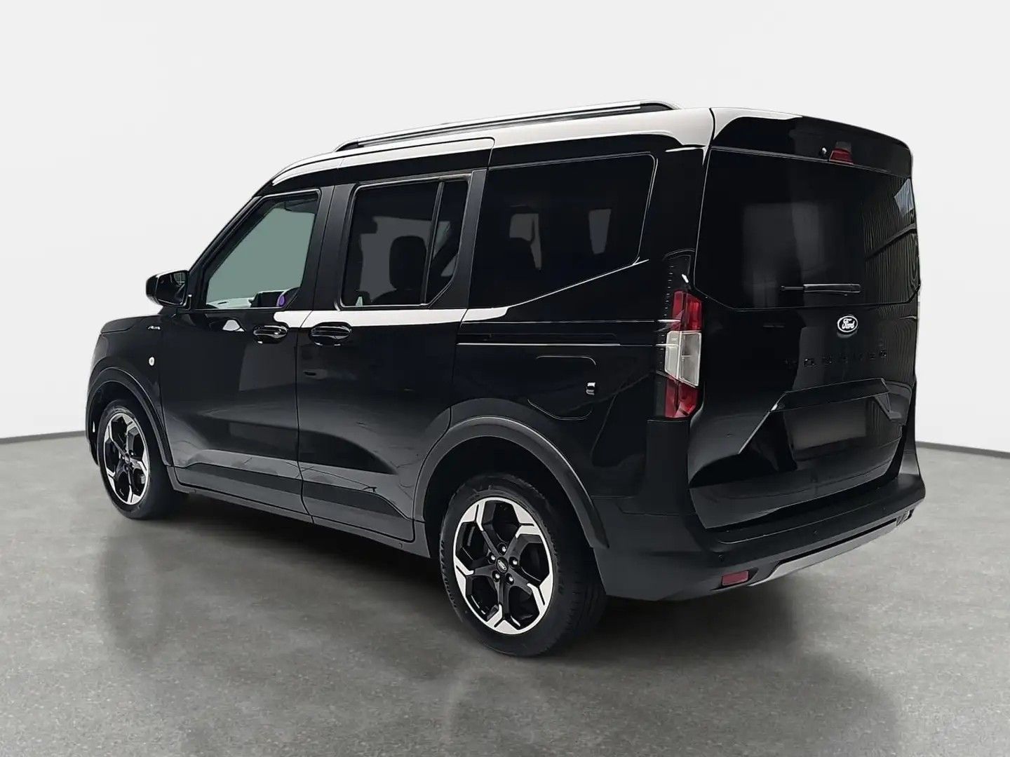 Ford Tourneo Courier, Titanium 1.0L EcoBoost 92 kW - fotka 5