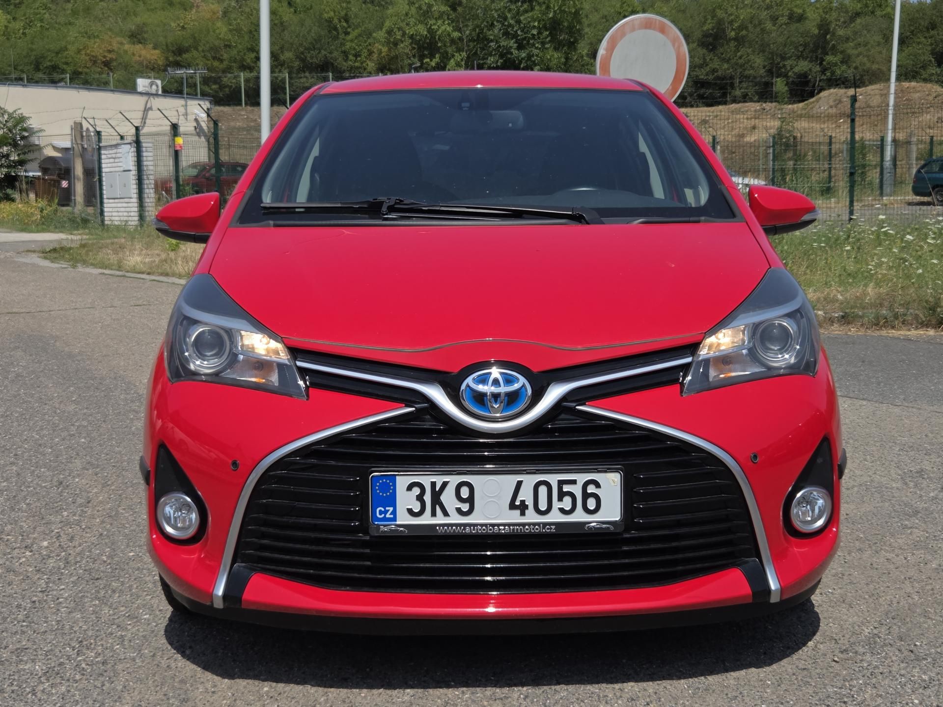 Toyota Yaris, na splátky všem od 10%akontace - fotka 2
