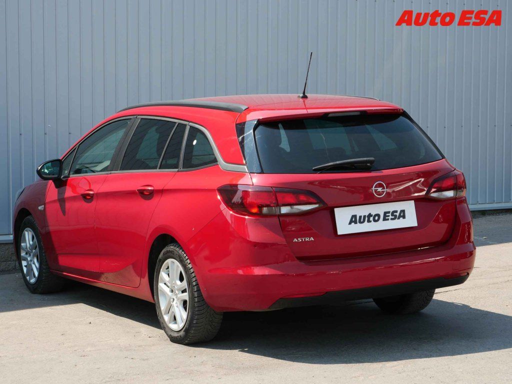Opel Astra, 1.5 CDTi,1.maj,ČR,Edition - fotka 6
