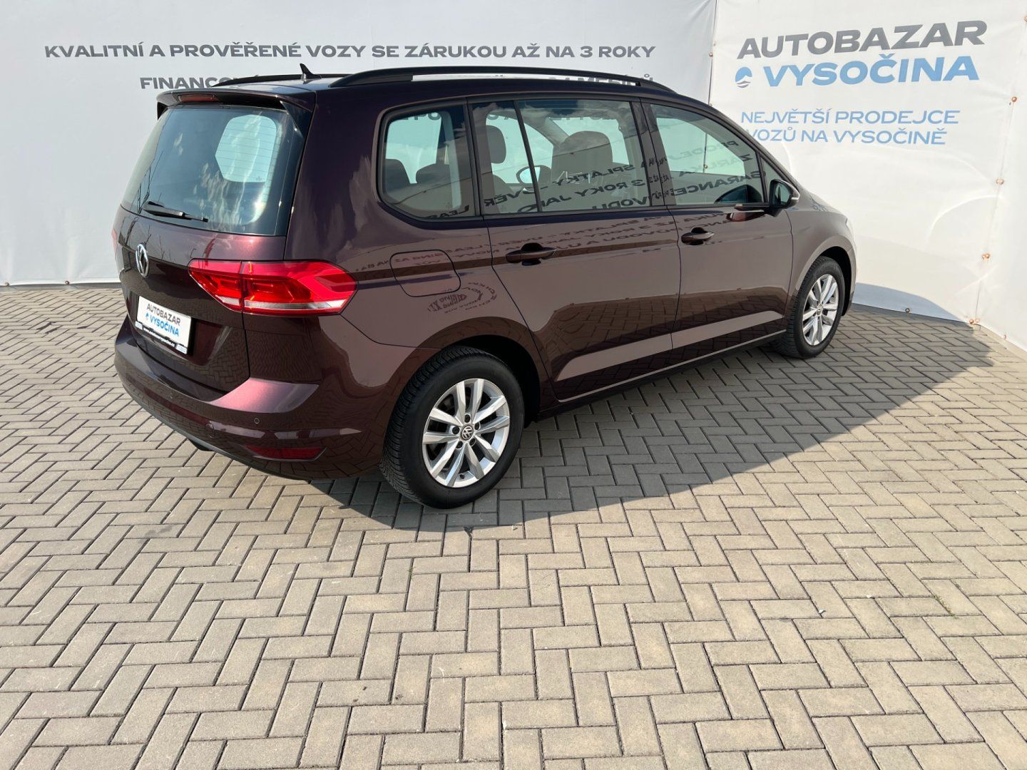 Volkswagen Touran, 1.6TDi COMFORTLINE 7-míst - fotka 4
