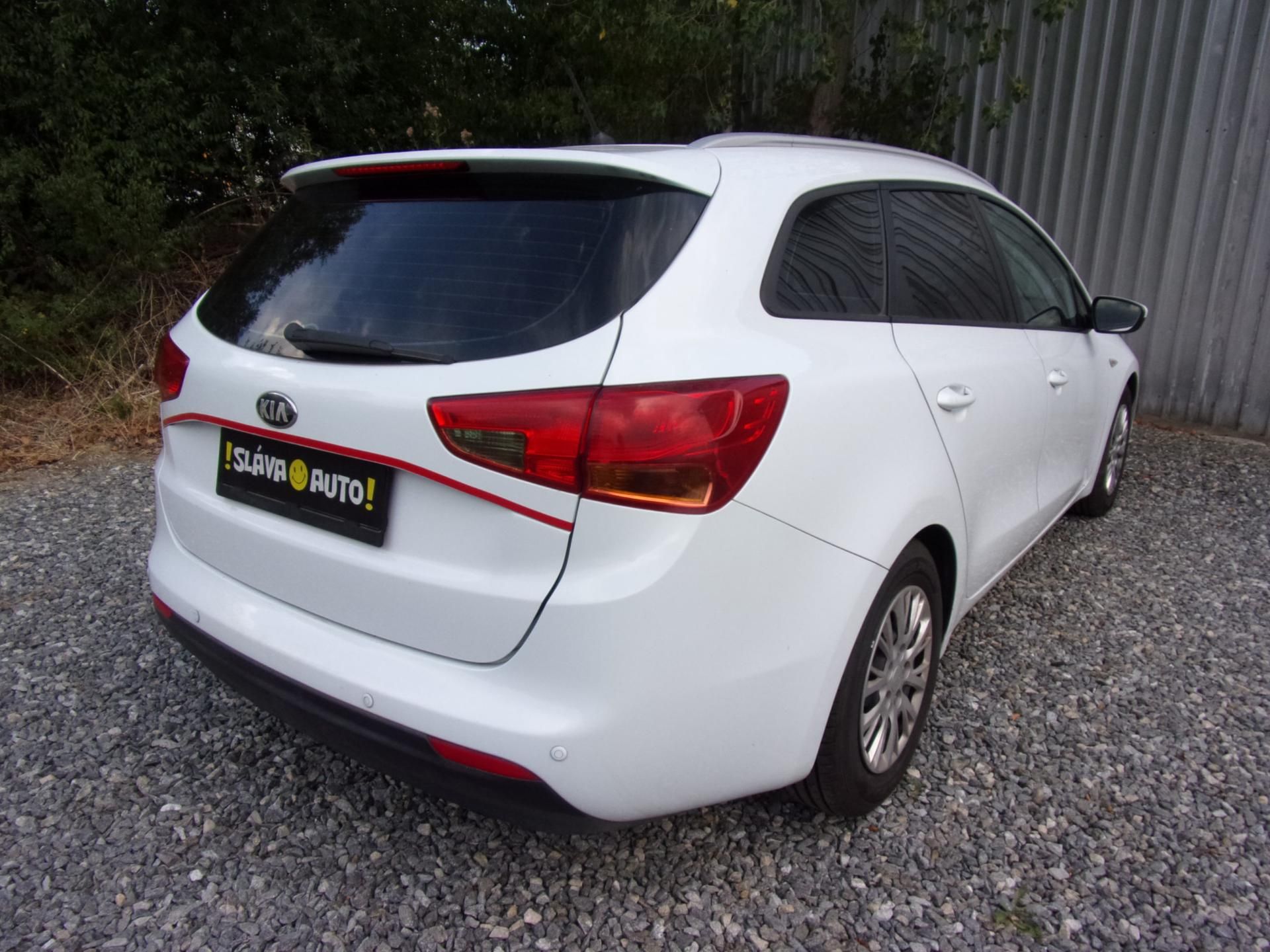 Kia Cee´d, 1.4 CRDi 66kW PŮVOD ČR  2xKOLA - fotka 5
