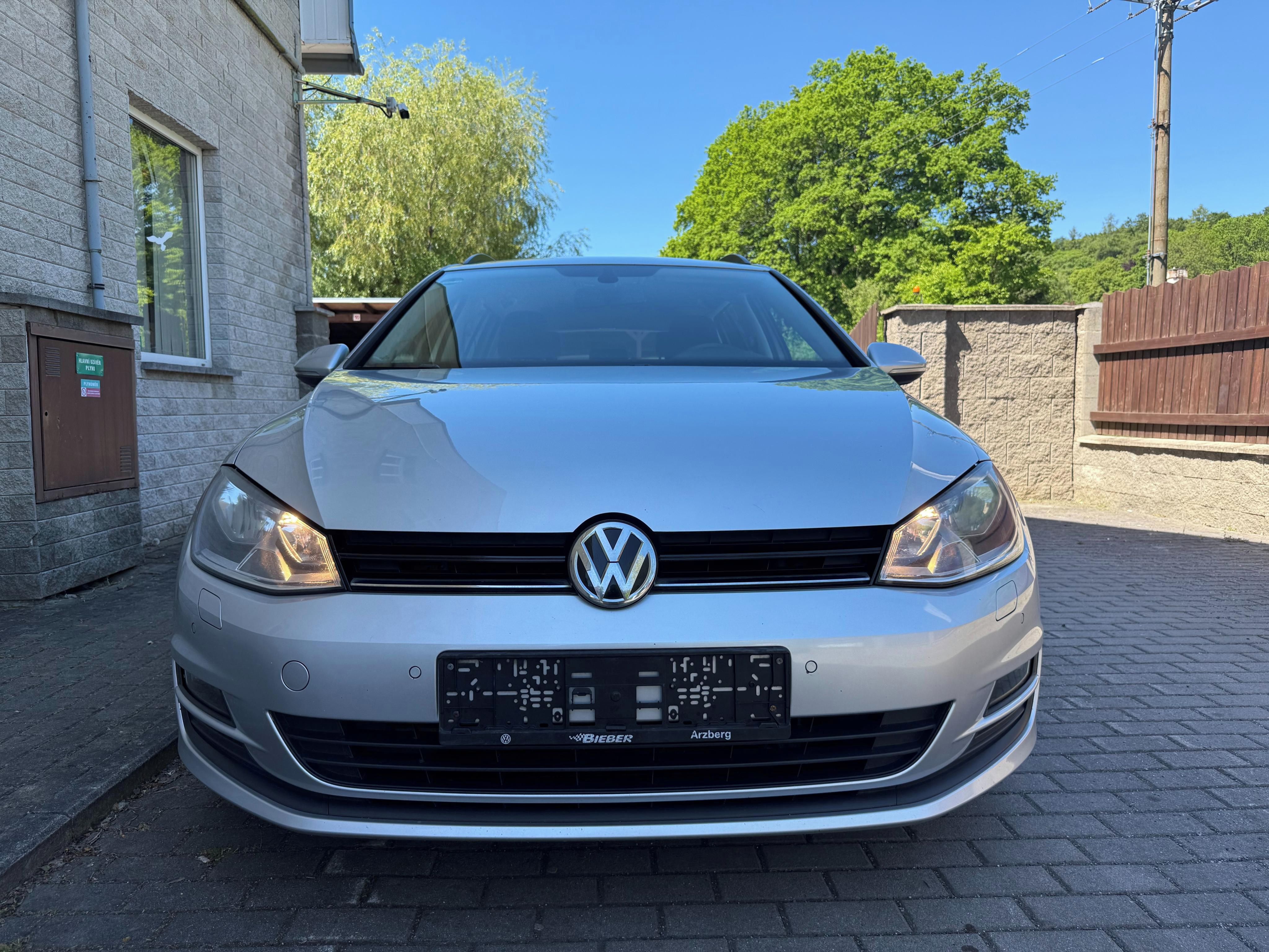 Volkswagen Golf, 1.6 TDI, nová STK, servis VW - fotka 2