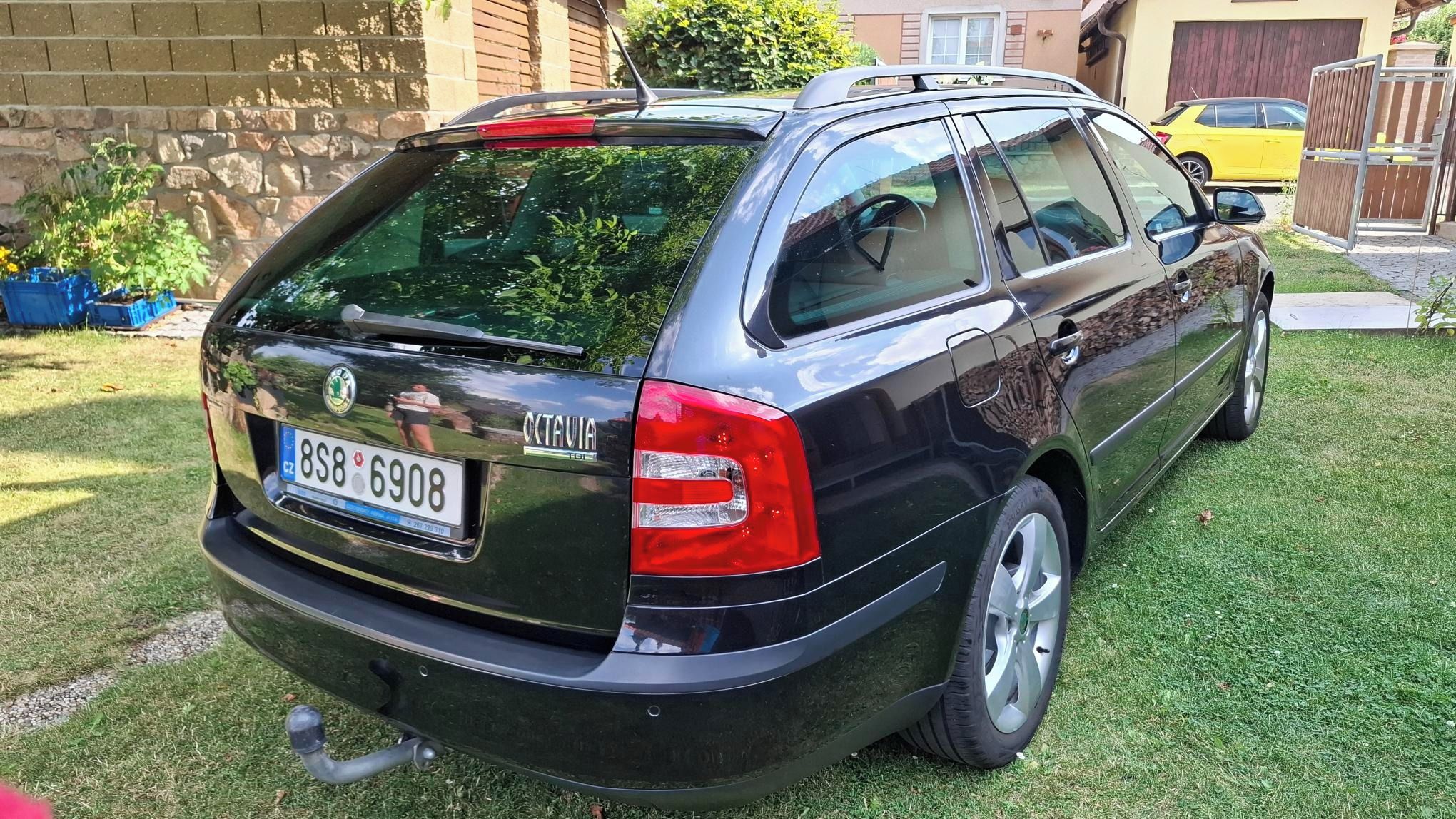 Škoda Octavia, 1,9TDI ročně servisováno - fotka 5