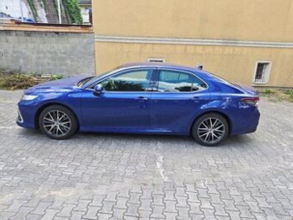 Toyota Camry, hybrid 2,5