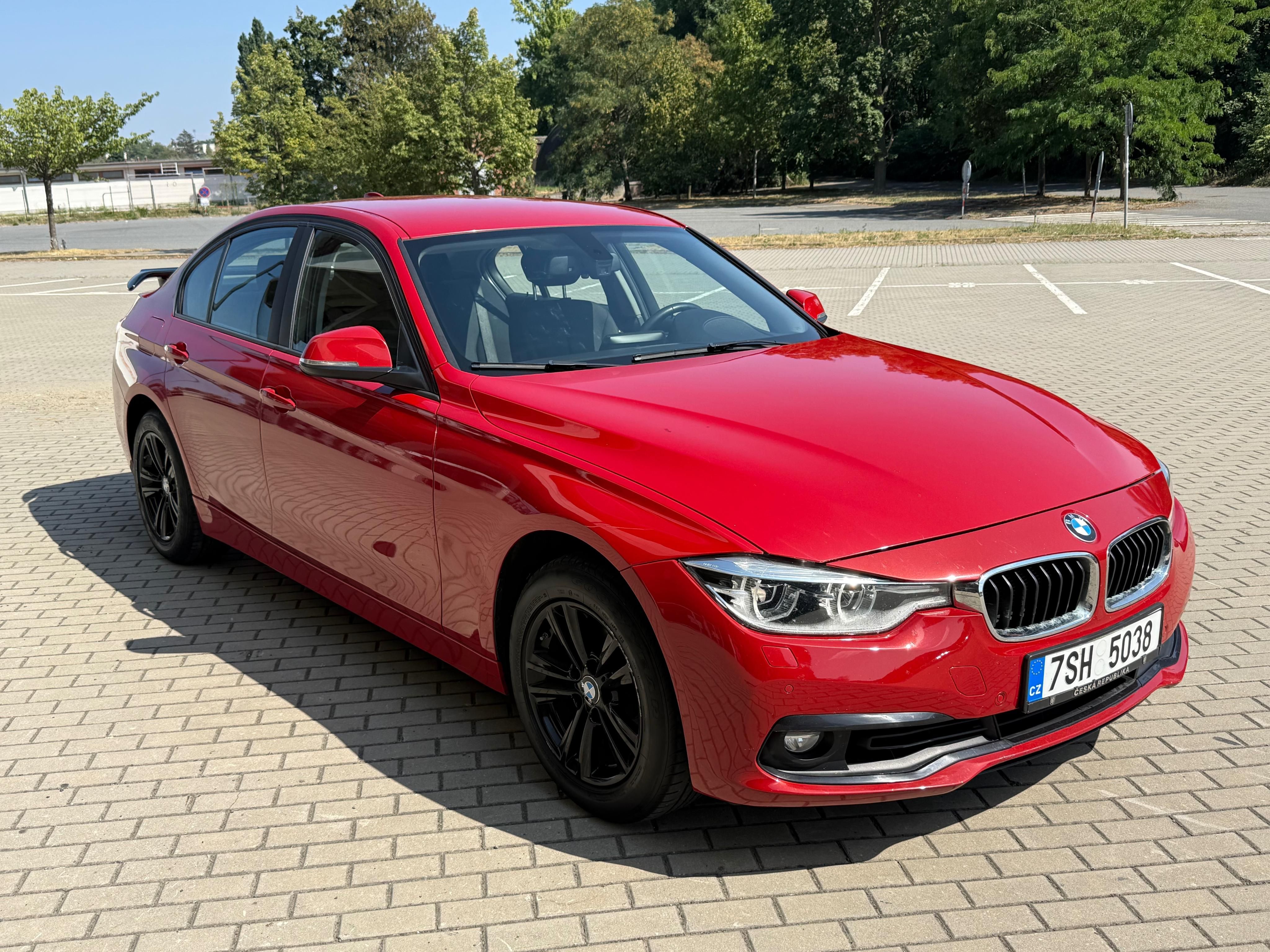 BMW Řada 3, 318i, 100kw Původ ČR Automat - fotka 6