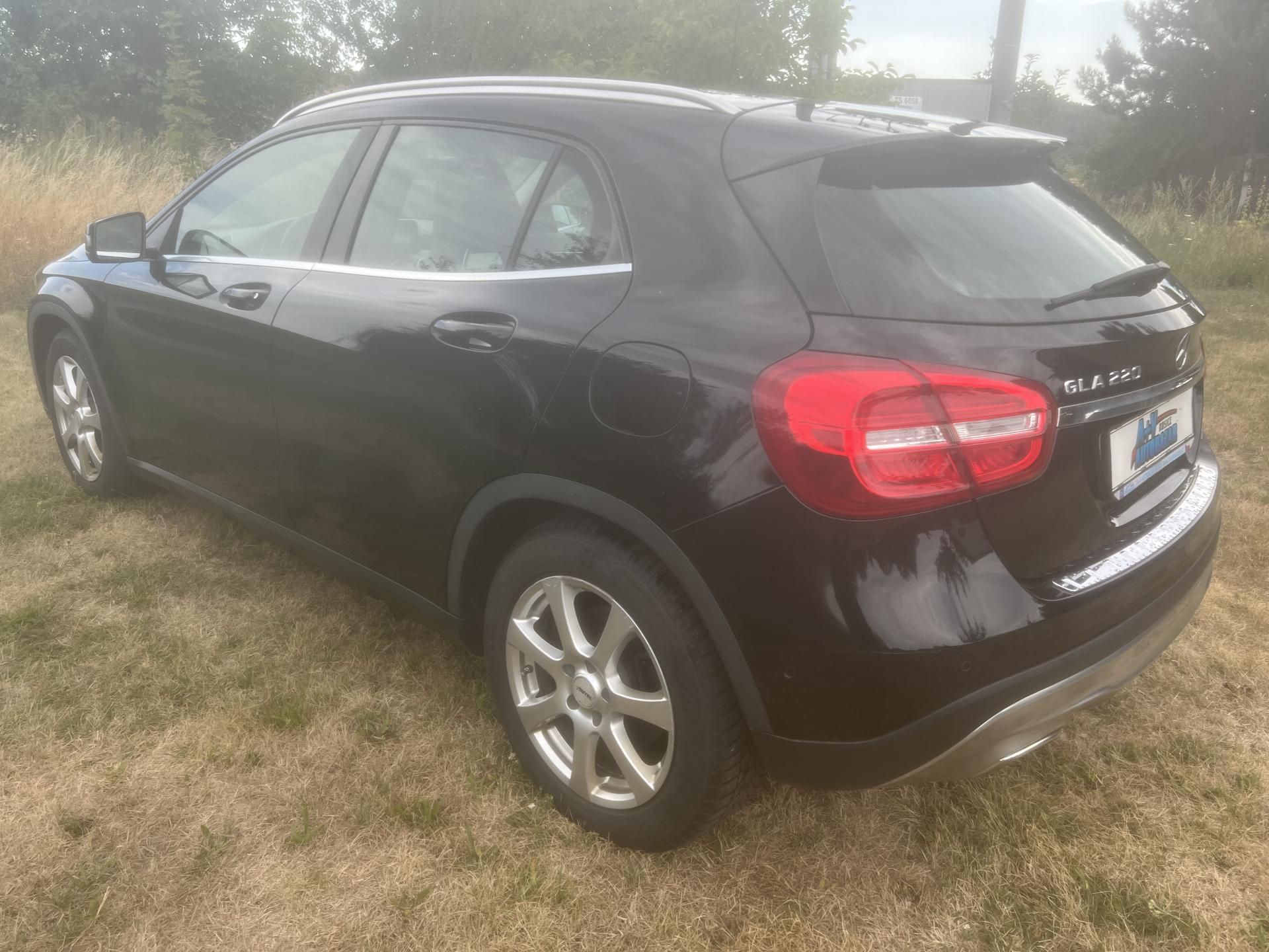 Mercedes-Benz GLA, GLA 220 CDI 125 kw 4x4 - fotka 6