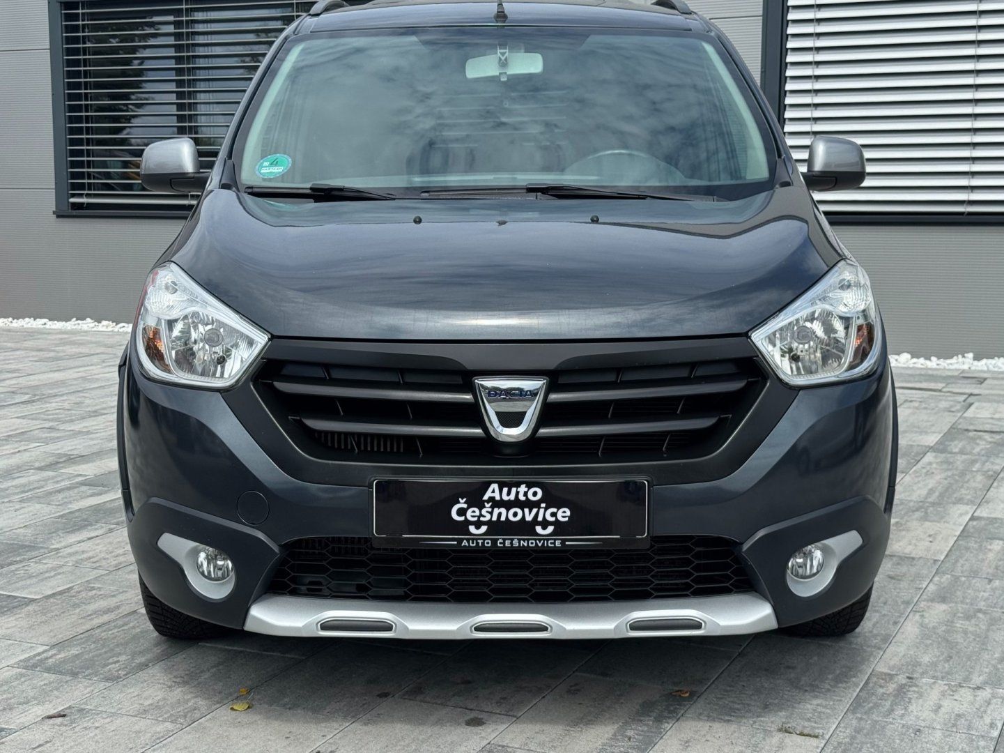 Dacia Lodgy, Stepway 1.5 DCI 79kW - fotka 2