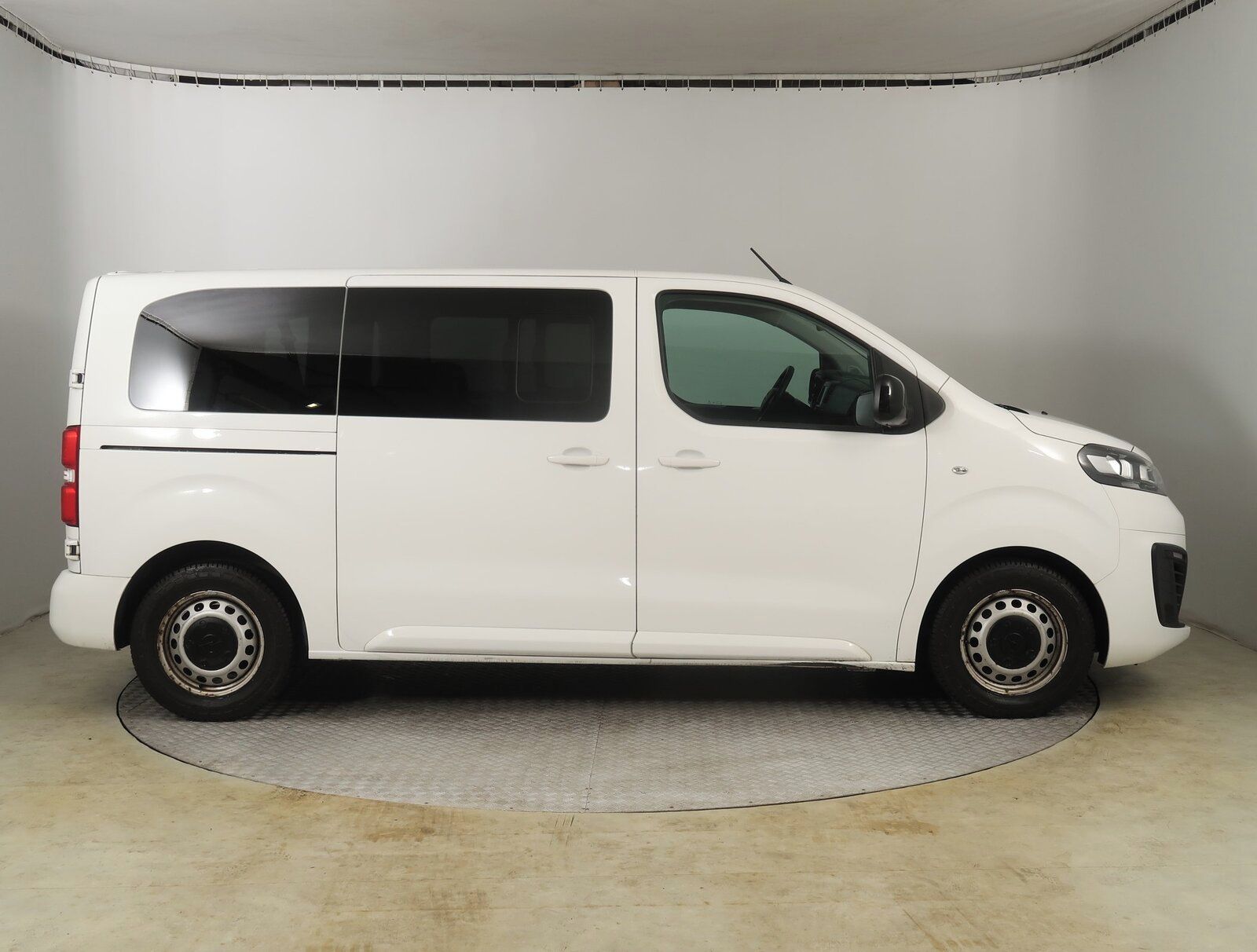 Opel Vivaro, 2.0 CDTI, Bus, 8Míst, Klima - fotka 6