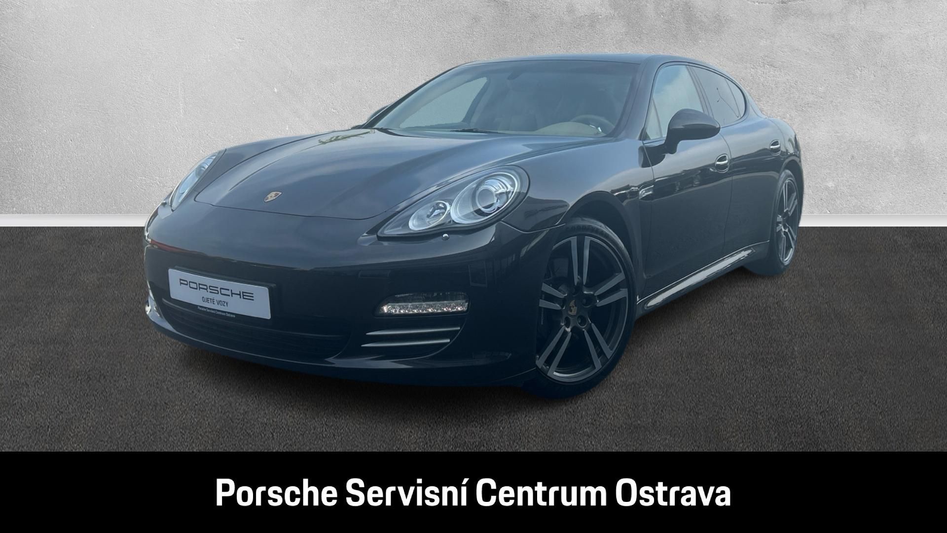 Porsche Panamera, Panamera 4
