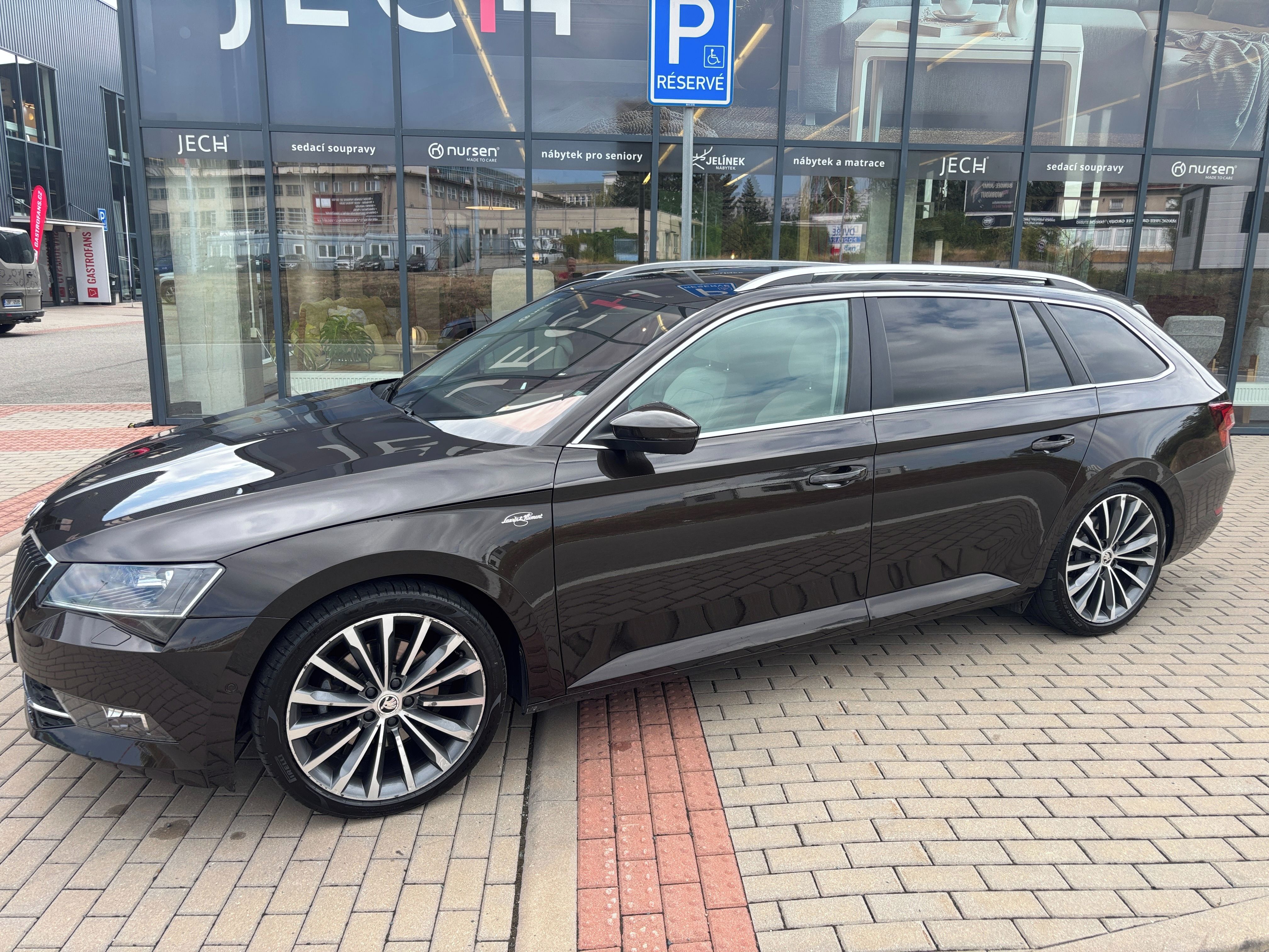 Škoda Superb, 2.0TDi 140kW L&K ČR 4x4 DSG