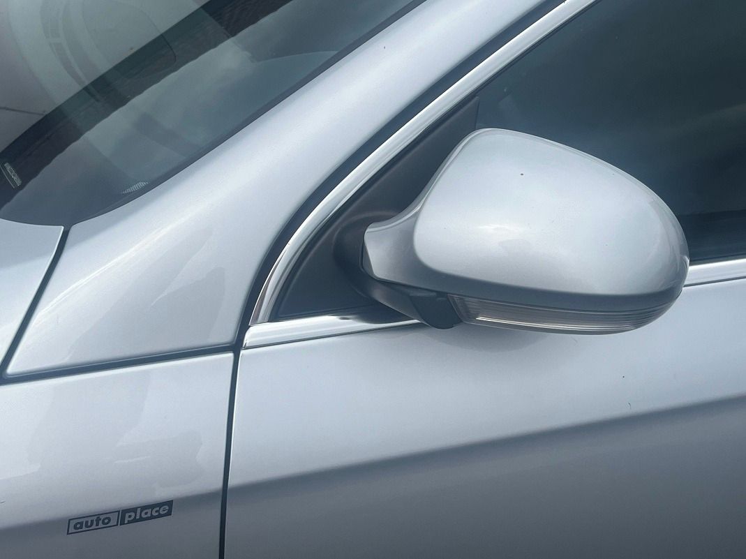 Volkswagen Passat, 2.0TDI 6st.DSG TOP STAV - DPH - fotka 5