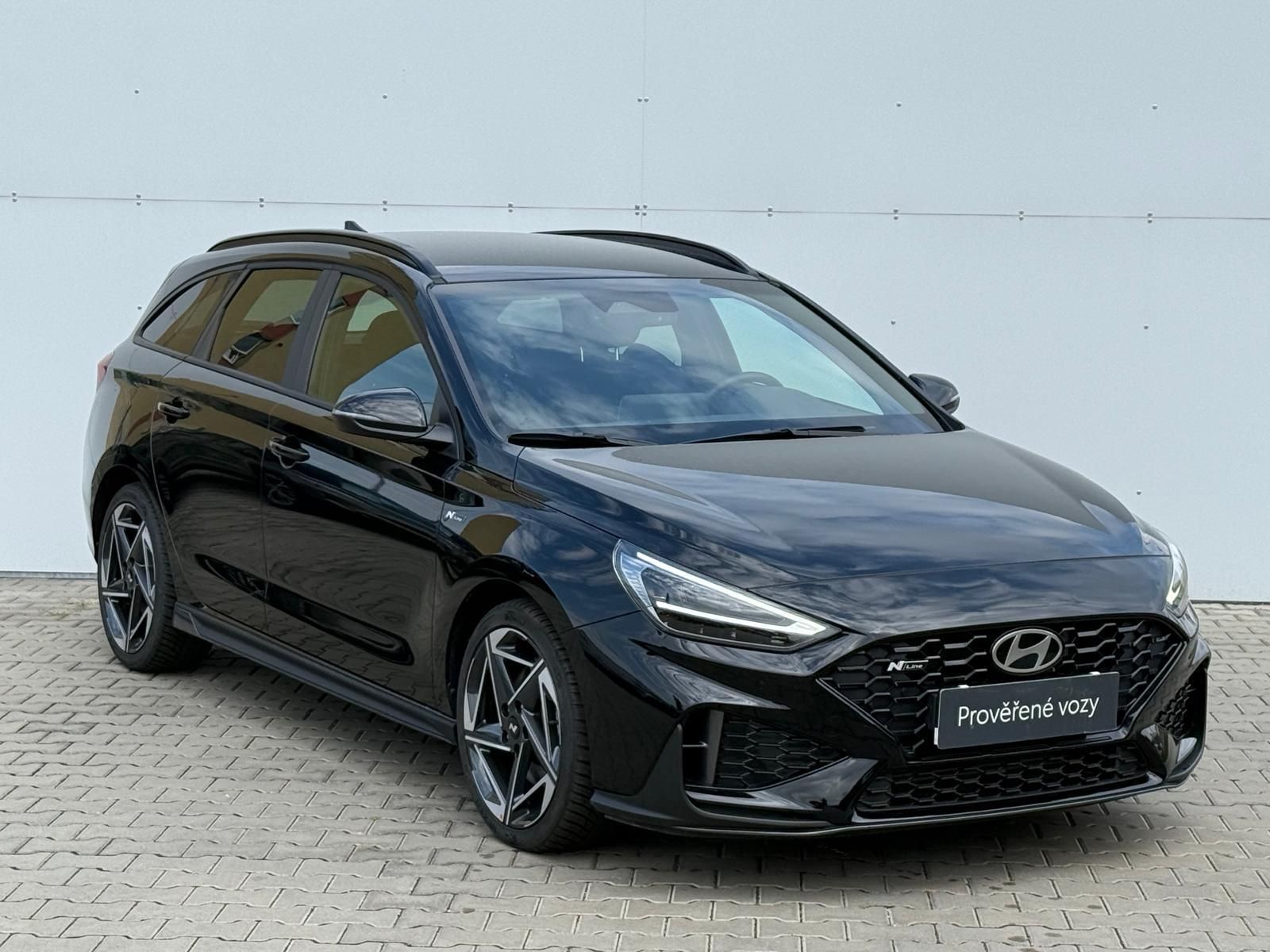 Hyundai i30, 1.5 T-GDI MHEV DCT N-Line - fotka 6