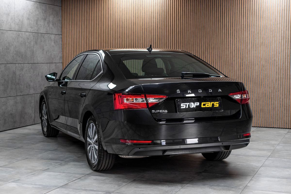 Škoda Superb, 1.5 TSI STYLE*VIRTUAL*ČR 1.MAJ - fotka 4