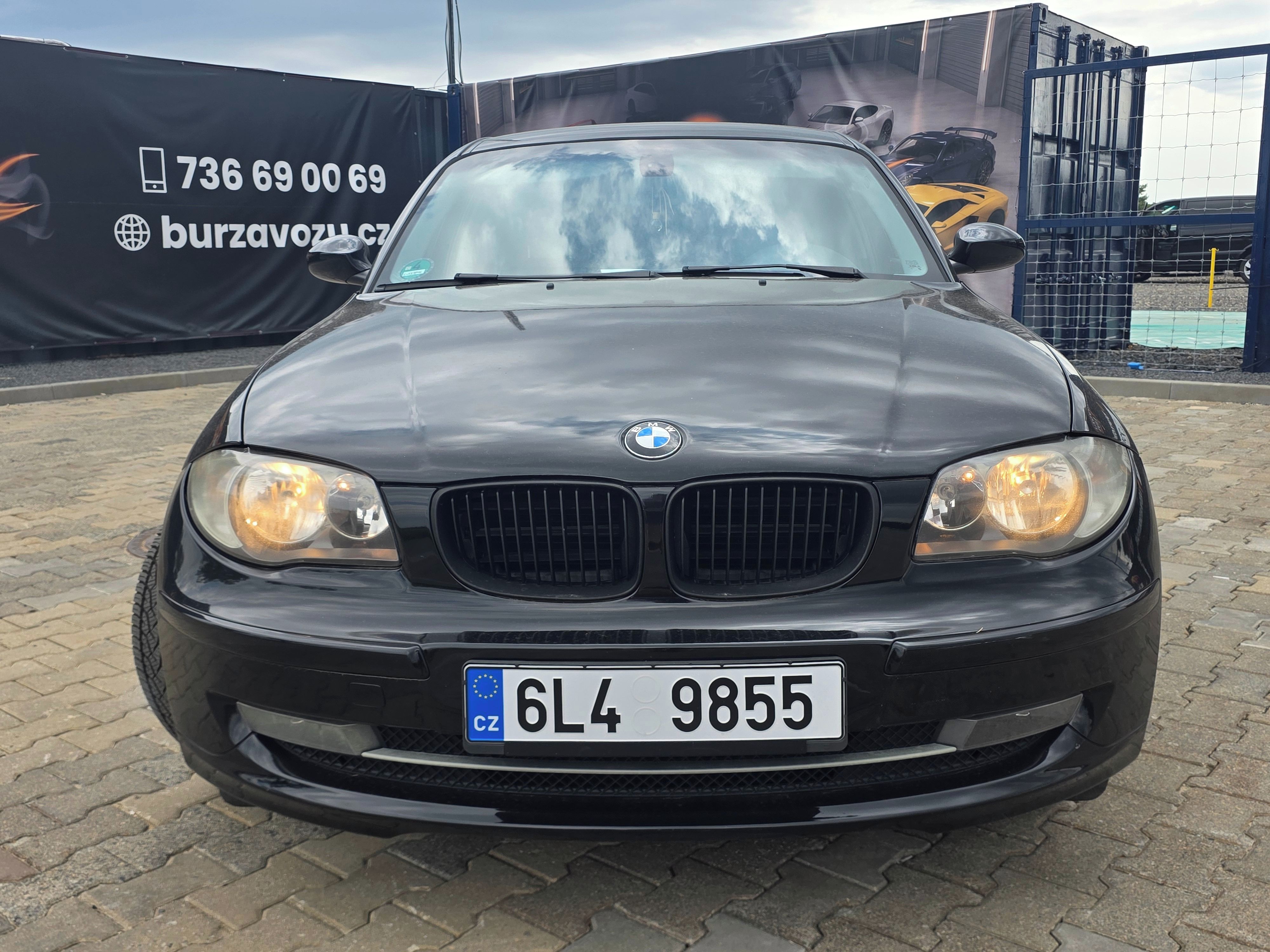 BMW Řada 1, 116i, Manuál - fotka 2
