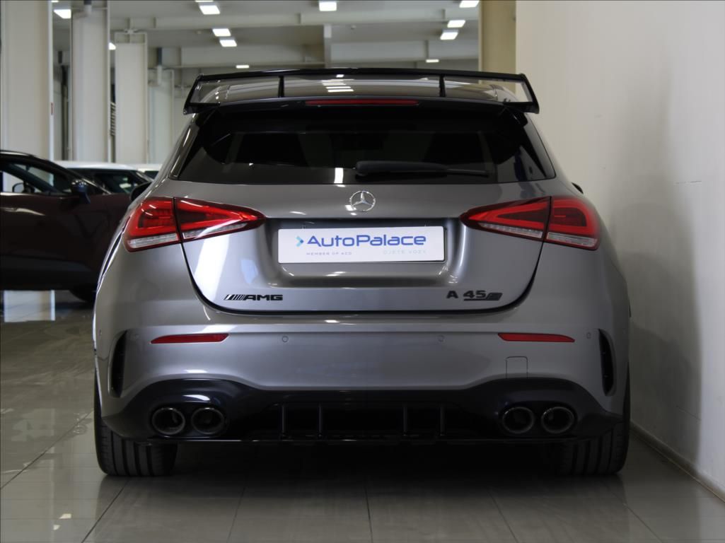Mercedes-Benz Třídy A, 2,0 A45 S 310kW Aero Pack ČR - fotka 4