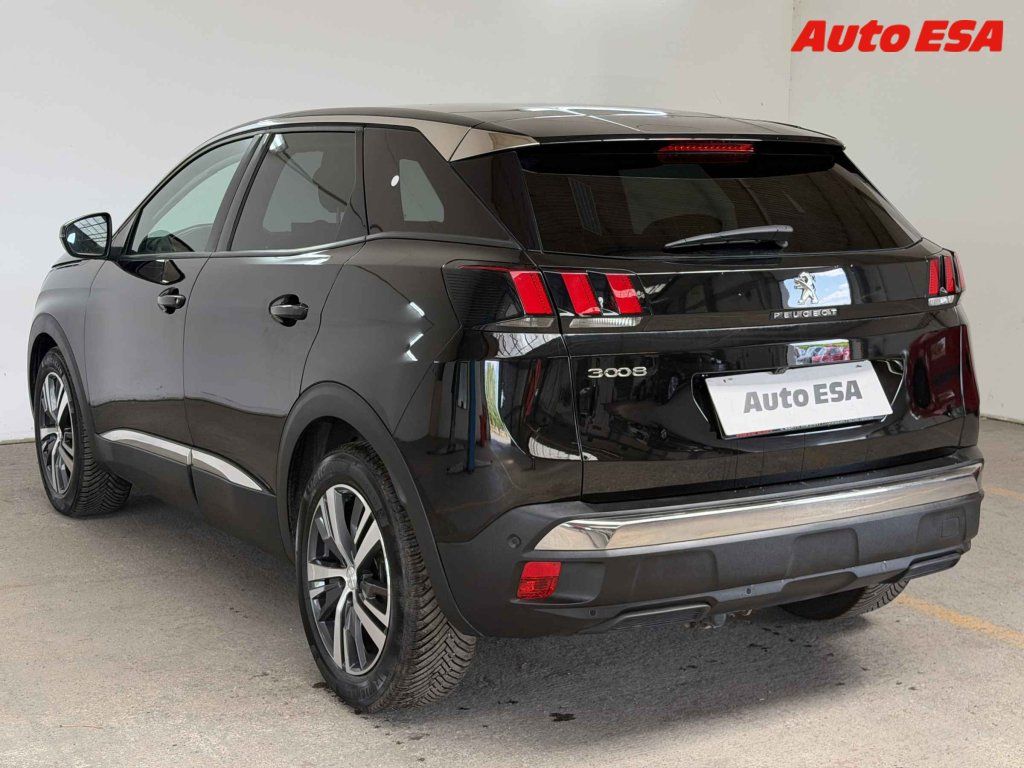 Peugeot 3008, 1.2,navi - fotka 6