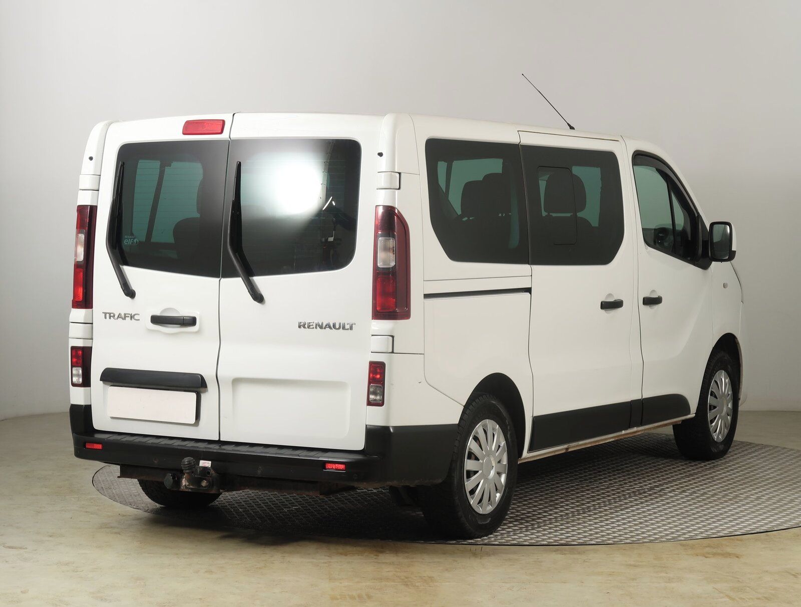 Renault Trafic, 1.6 dCi, Bus, 9Míst, Klima, ČR - fotka 5