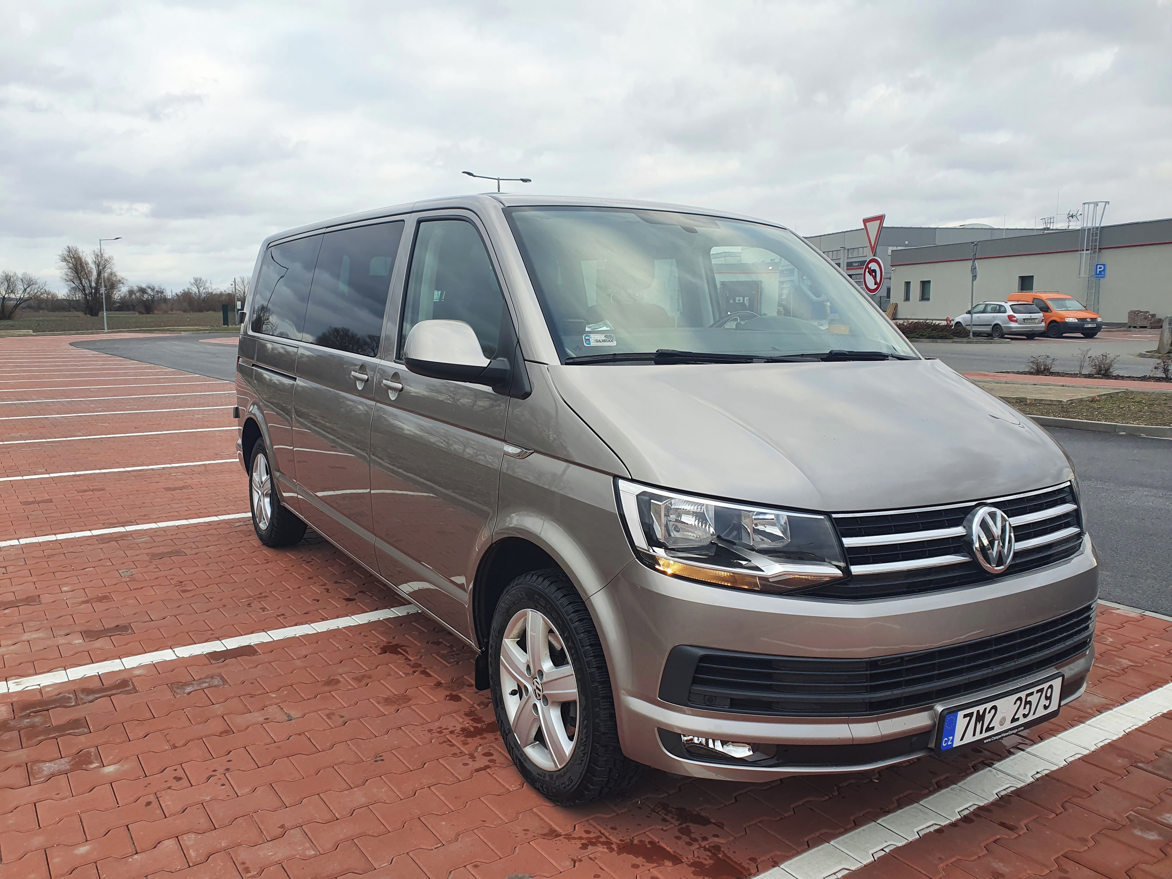 Volkswagen Caravelle, 2015, DSG, stačí jezdit - fotka 6