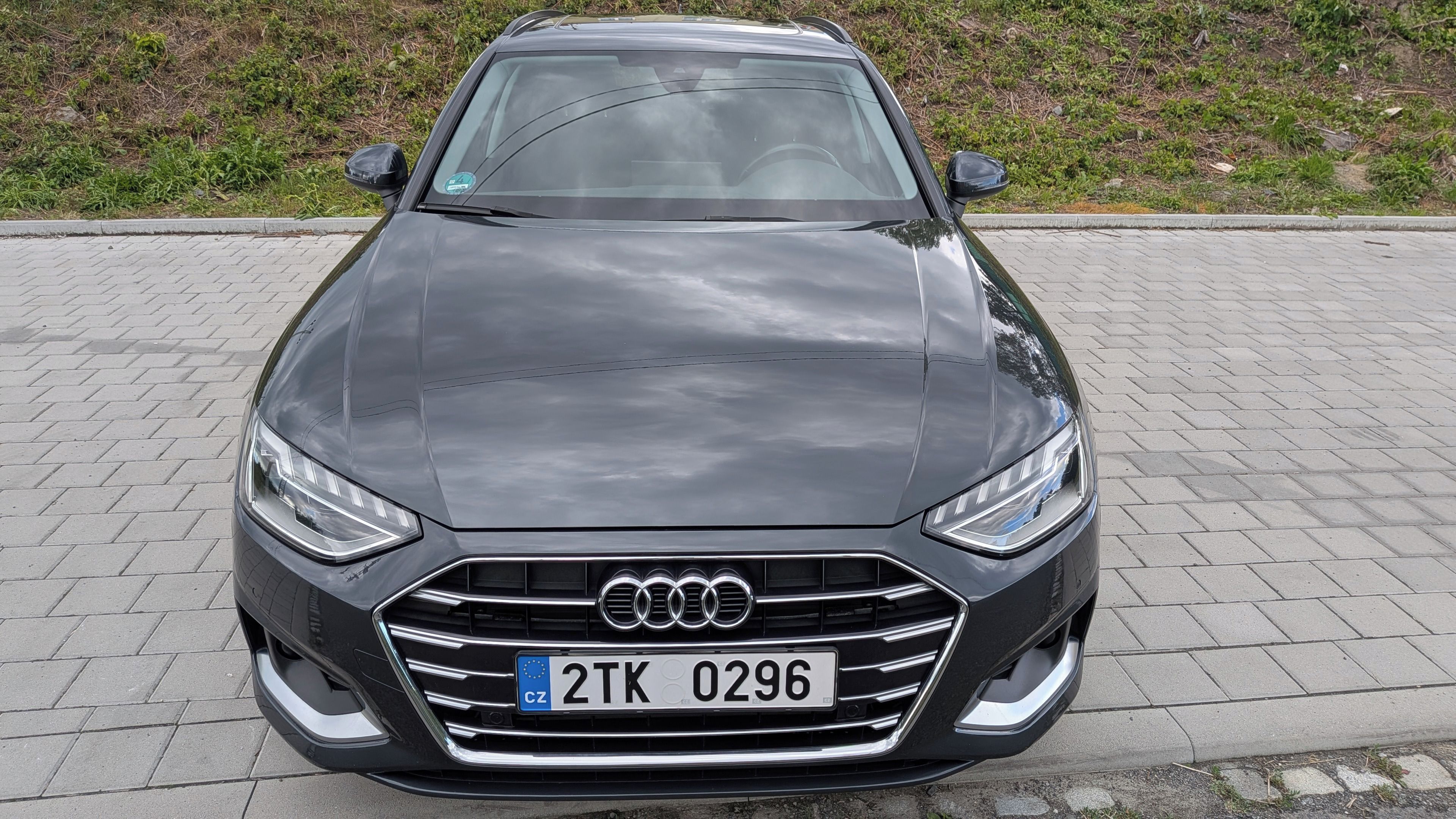 Audi A4 Avant, panorama 2021 93tkm - fotka 5