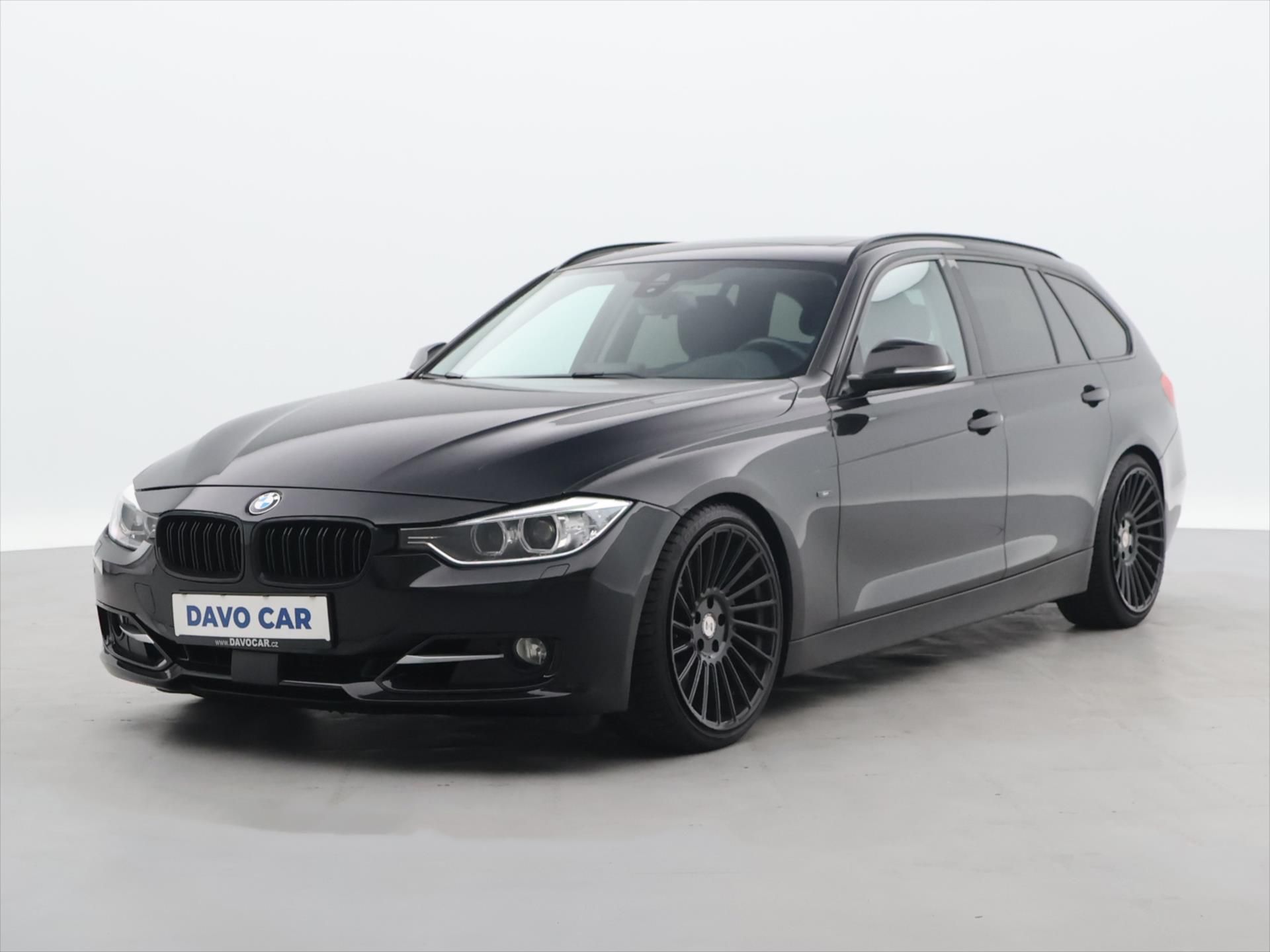 BMW Řada 3, 3,0 330d 210kW Aut. xDrive - fotka 3