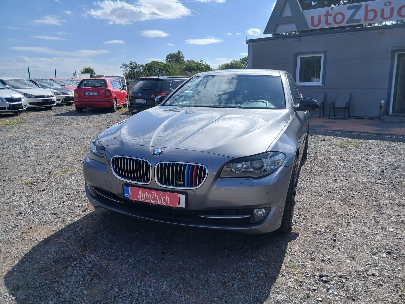 BMW Řada 5, 530 D, X Drive,  4x4, 190 kW - fotka 4