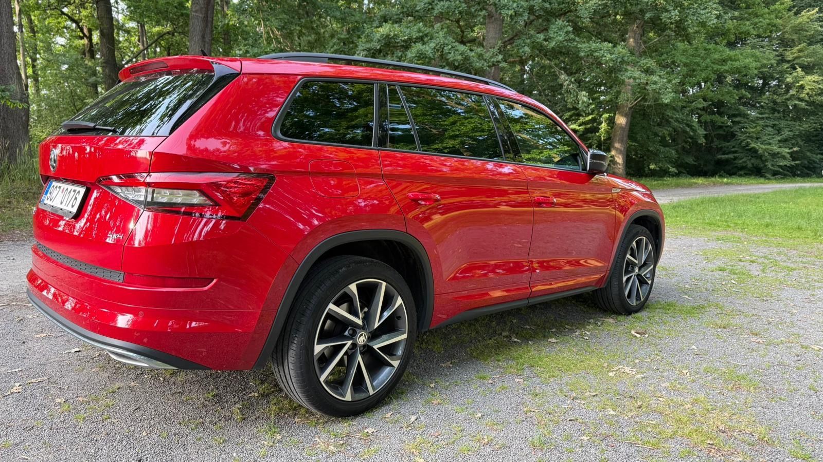 Škoda Kodiaq, Sportline / panorama / tažné - fotka 4