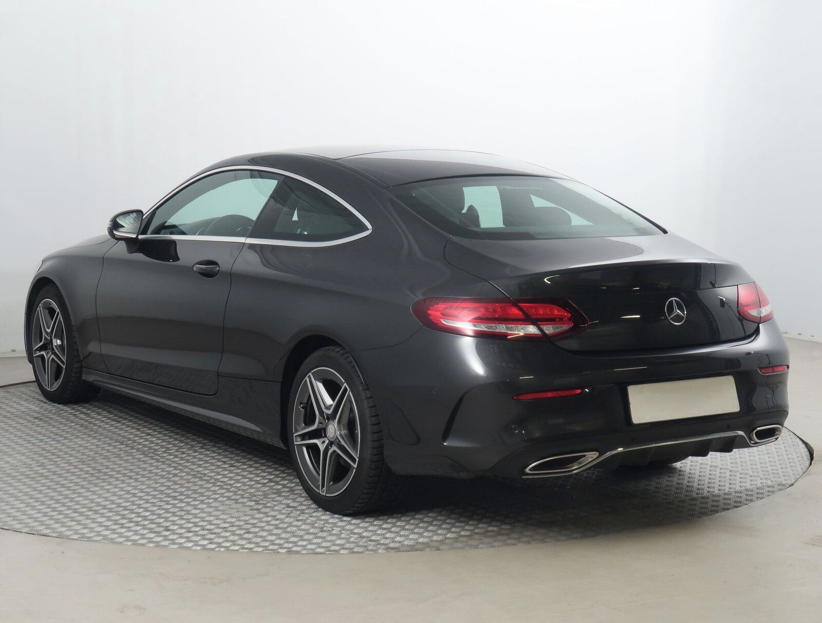 Mercedes-Benz Třídy C, 200, Automat, Kůže, Navi - fotka 4