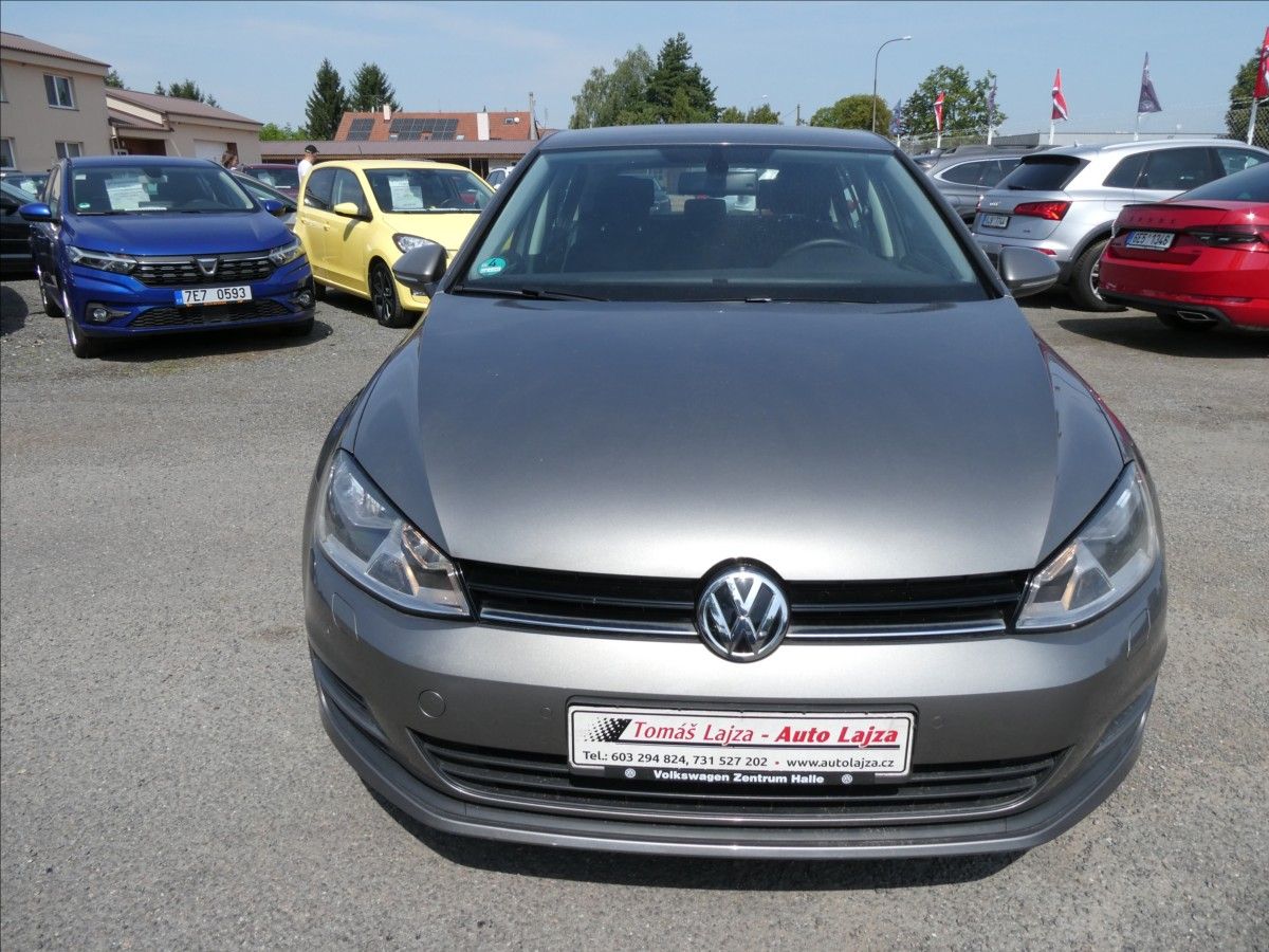 Volkswagen Golf, 1,2 TSi 81kW auto klima, závěs - fotka 4