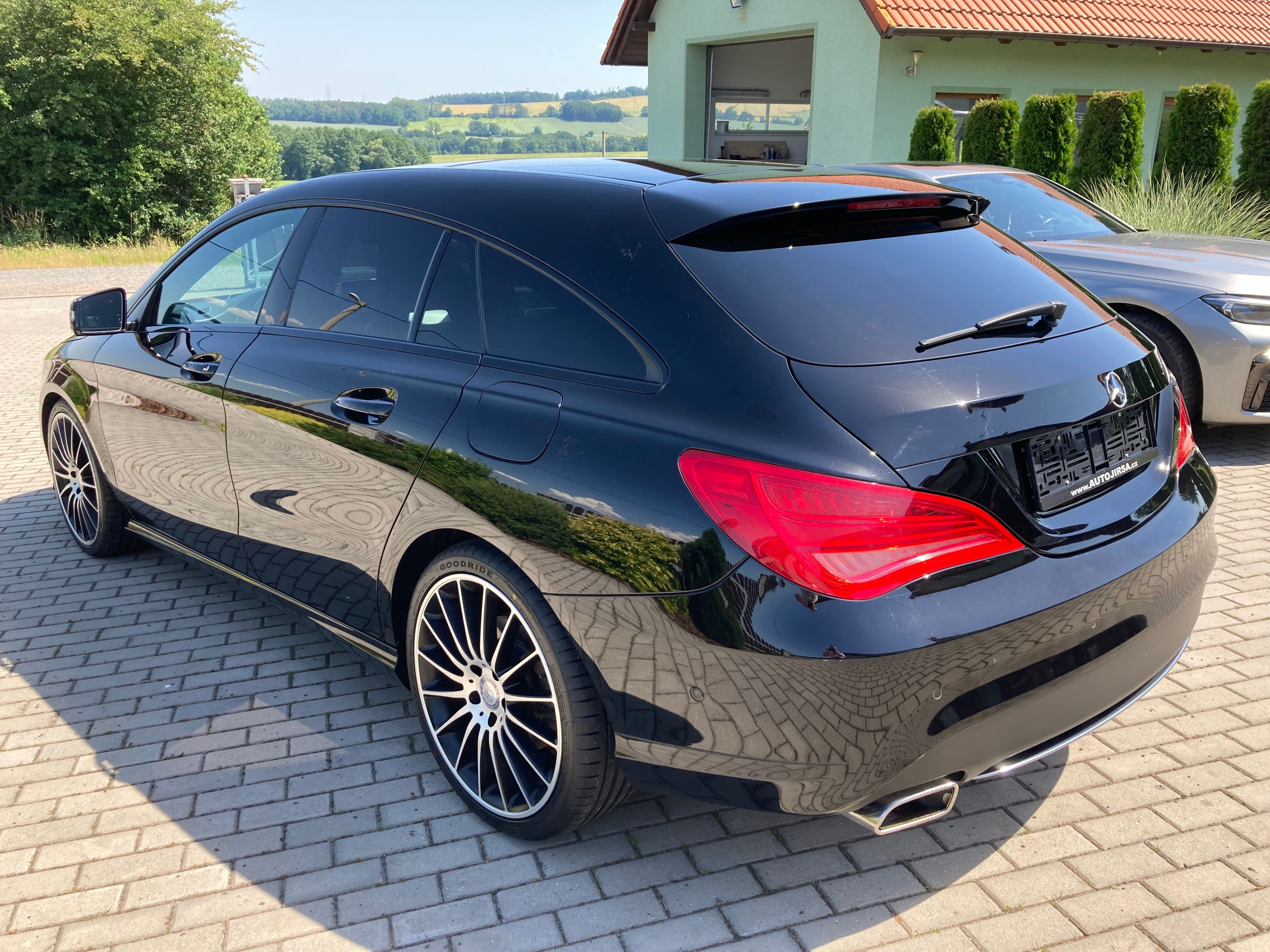 Mercedes-Benz CLA - fotka 6