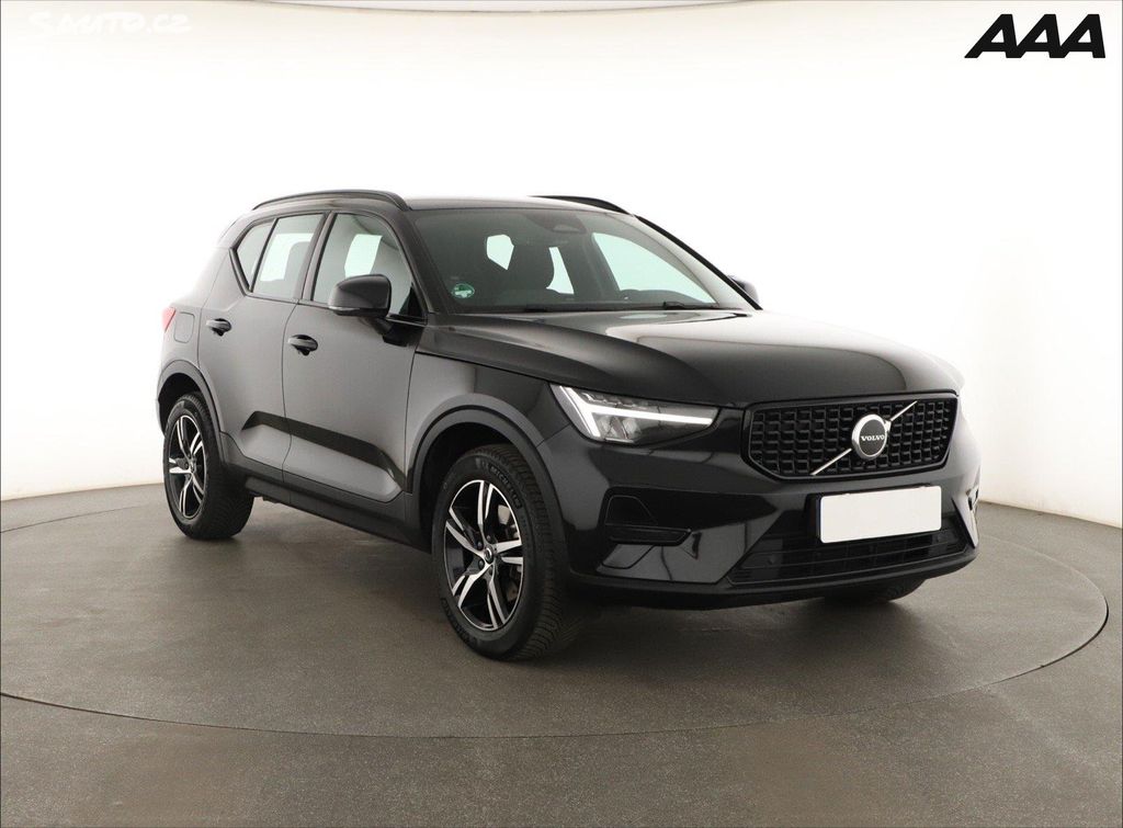 Volvo XC40, B3, Automat, ČR,1.maj, Navi